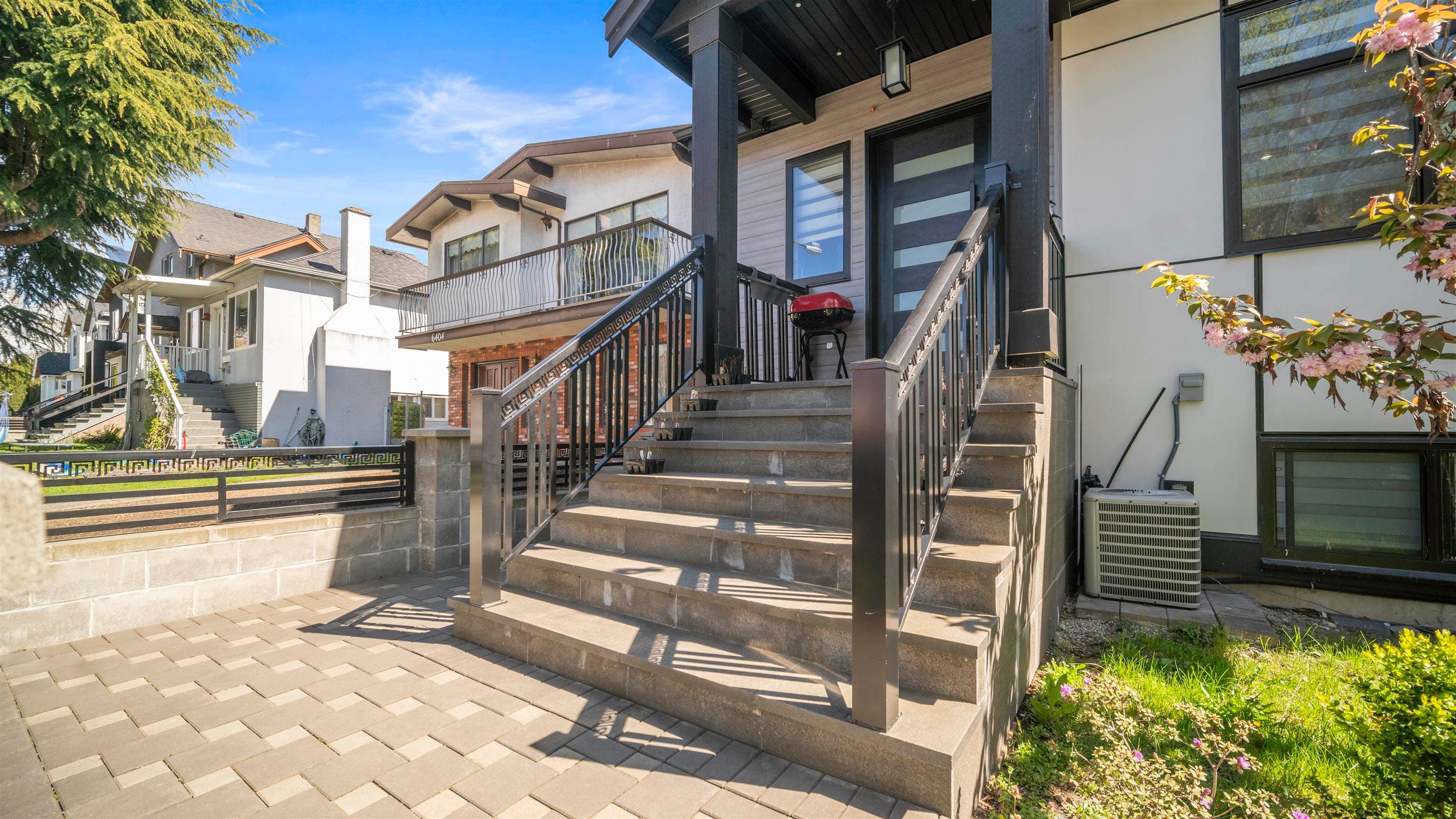 6414 Chester Street, Vancouver, V5W 3C3 — photo 2