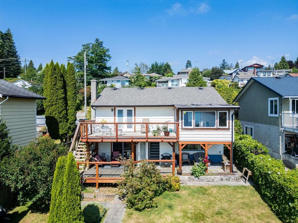 614 Glen Road, Gibsons, V0N 1V9 — photo 3