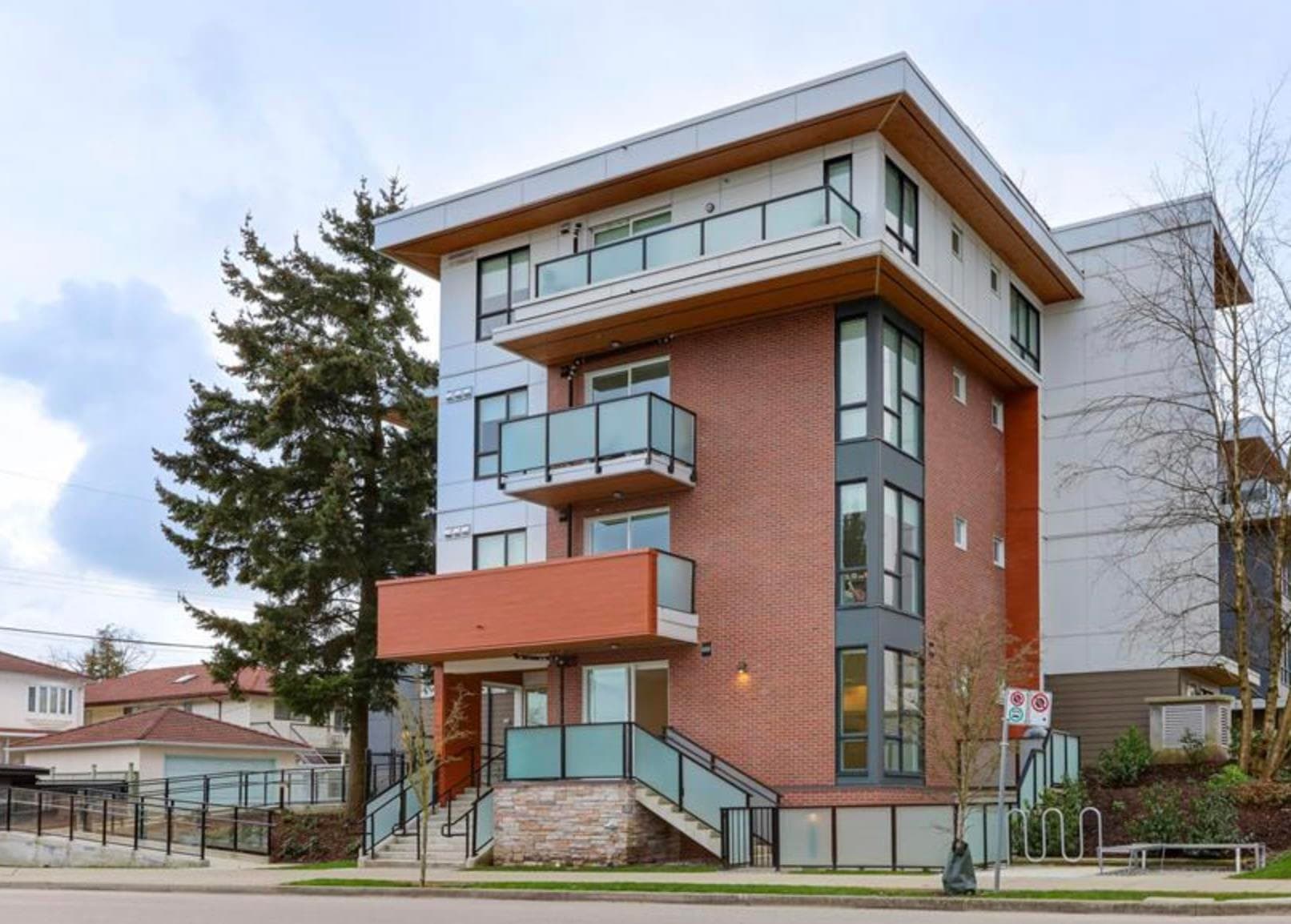 204 - 4933 Clarendon Street, Vancouver, V5R 3J3 — photo 5