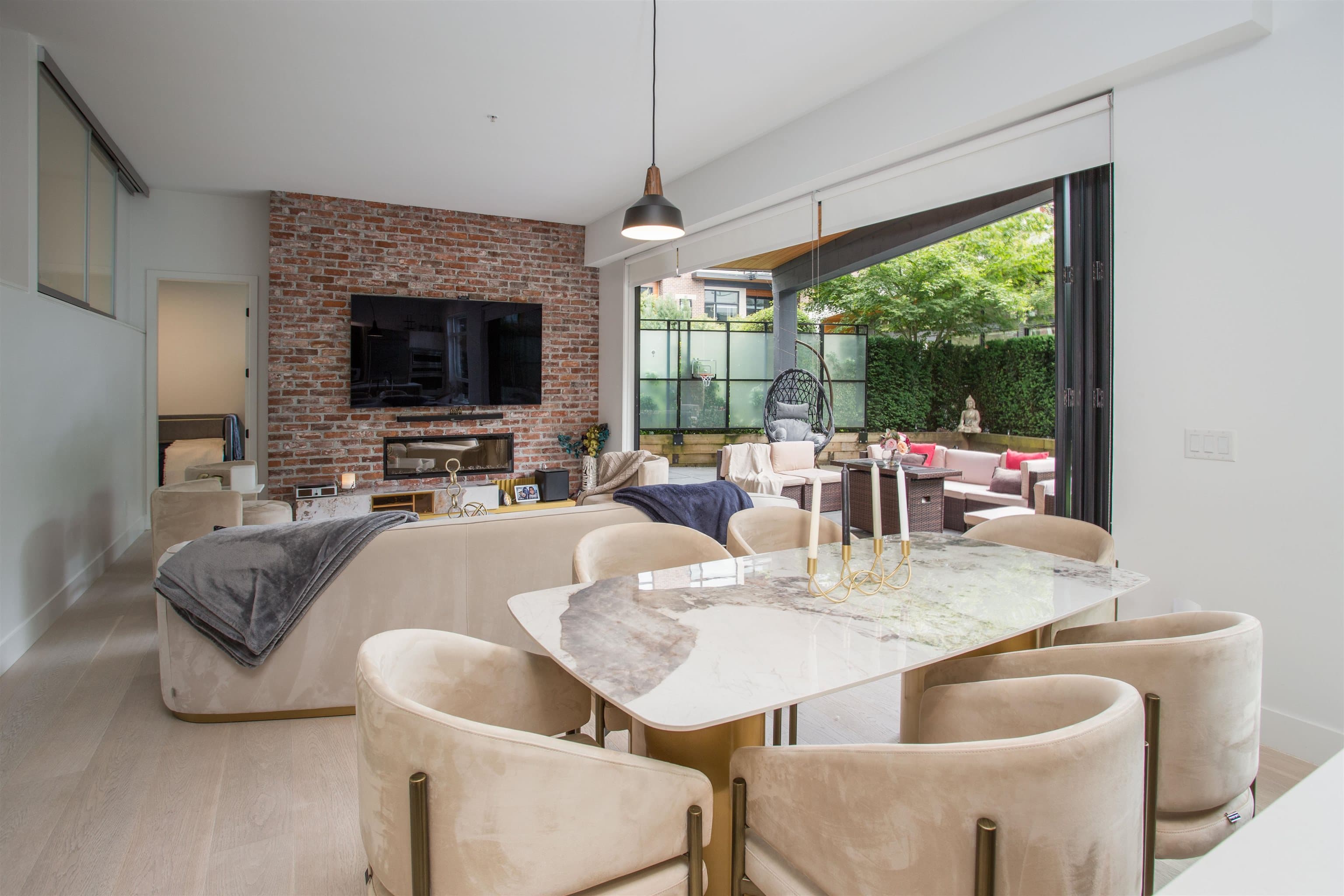 106 - 300 Salter Street, New Westminster, V3M 0L9 — photo 5