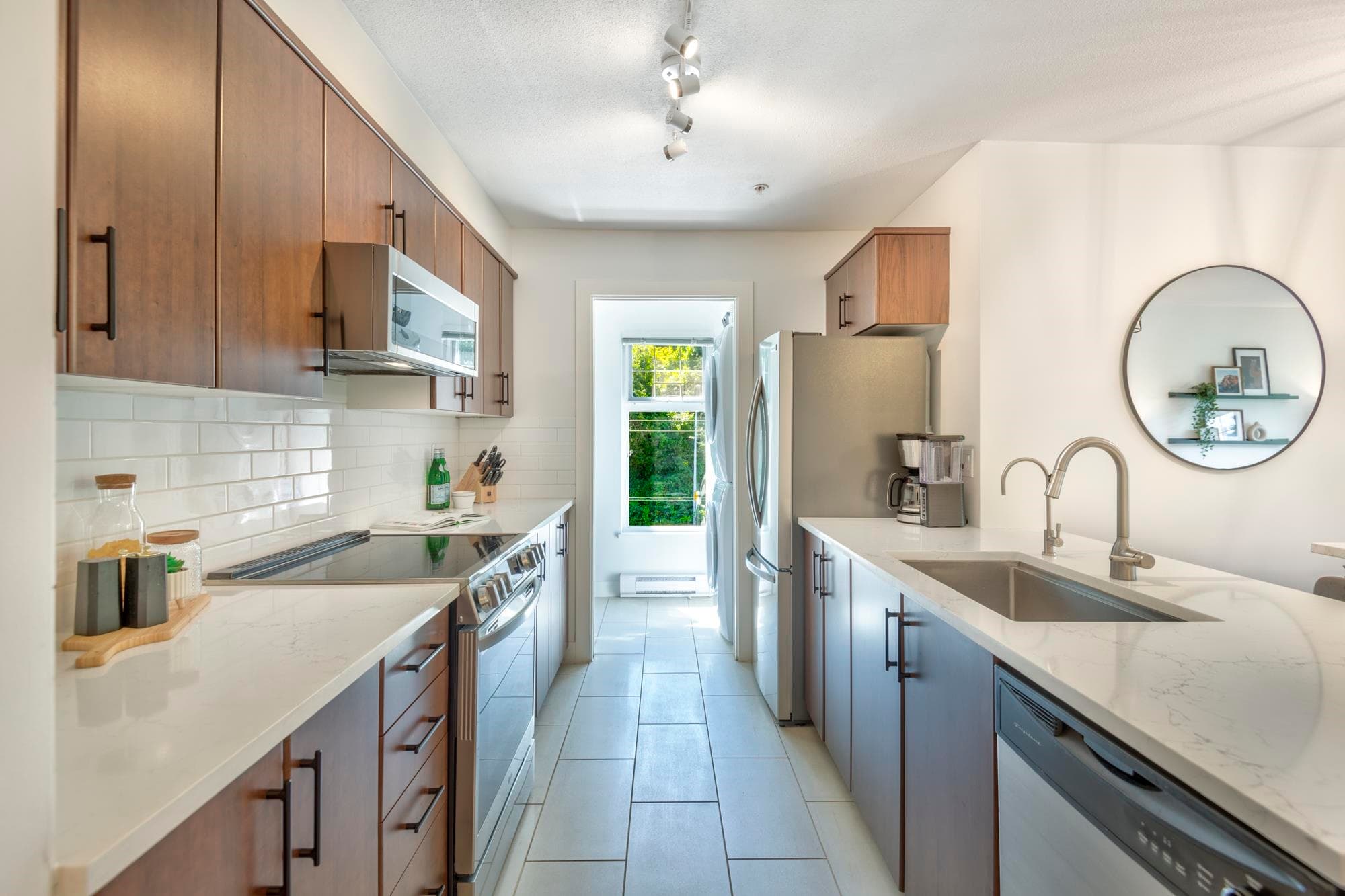 302 - 3240 St Johns Street, Port Moody, V3H 0C1 — photo 5
