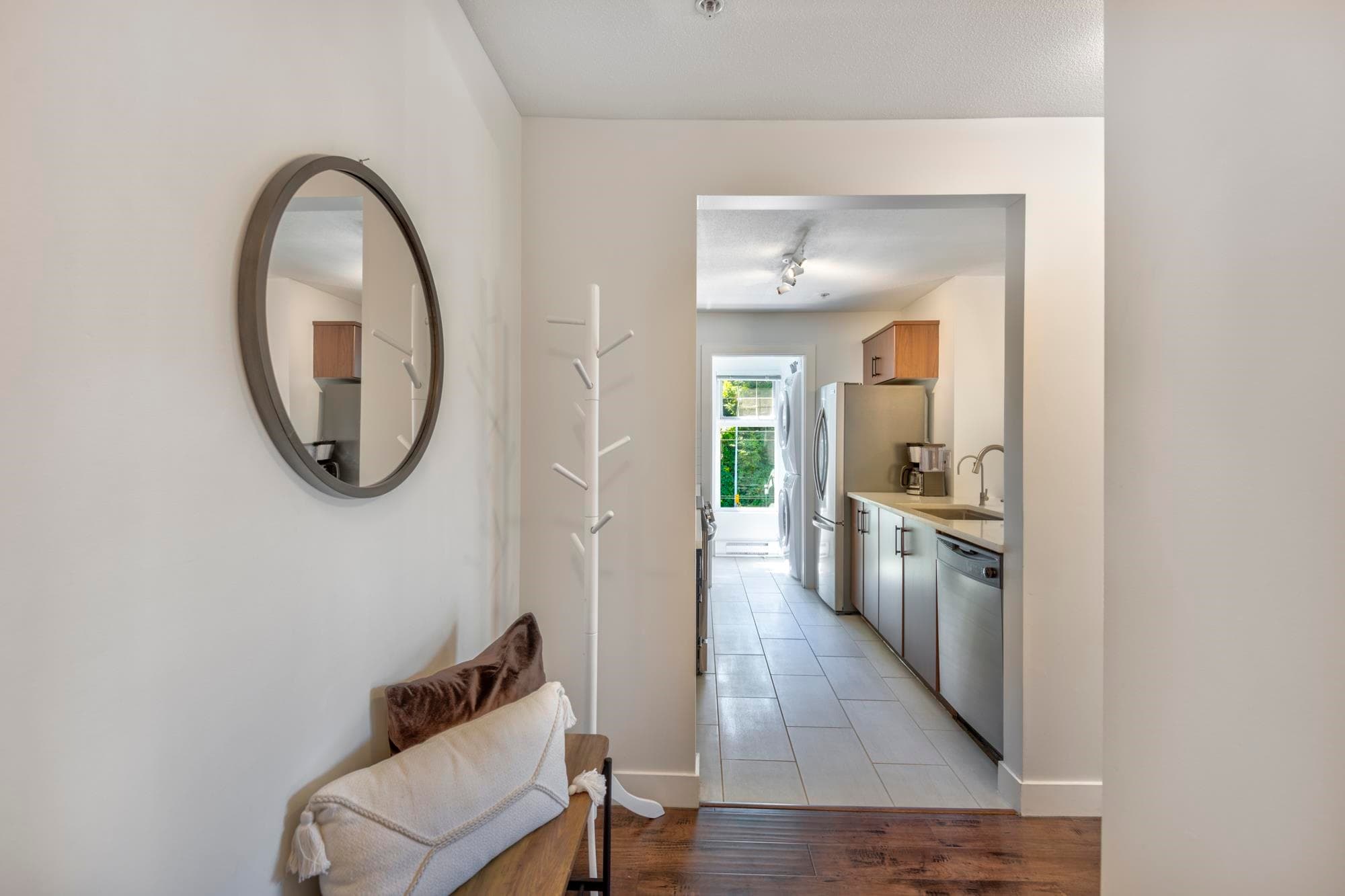 302 - 3240 St Johns Street, Port Moody, V3H 0C1 — photo 4