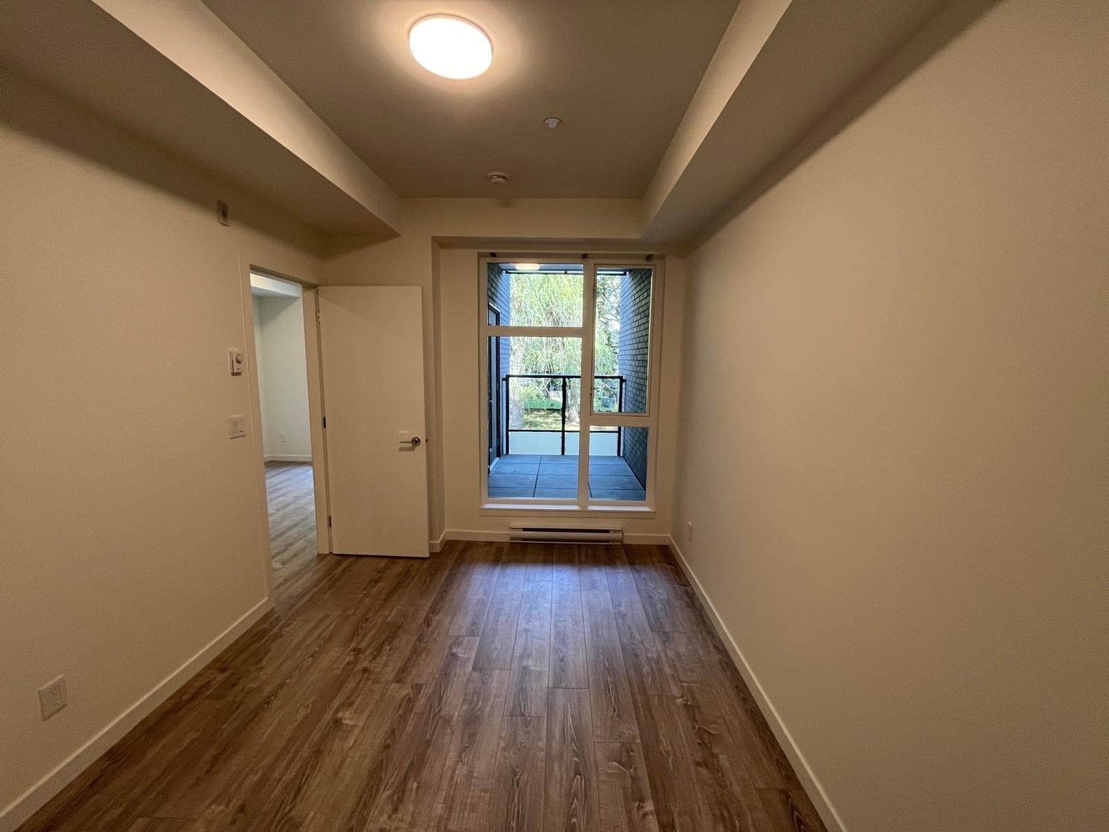 E215 - 10829 140 Street, Surrey, V3R 0H4 — photo 4