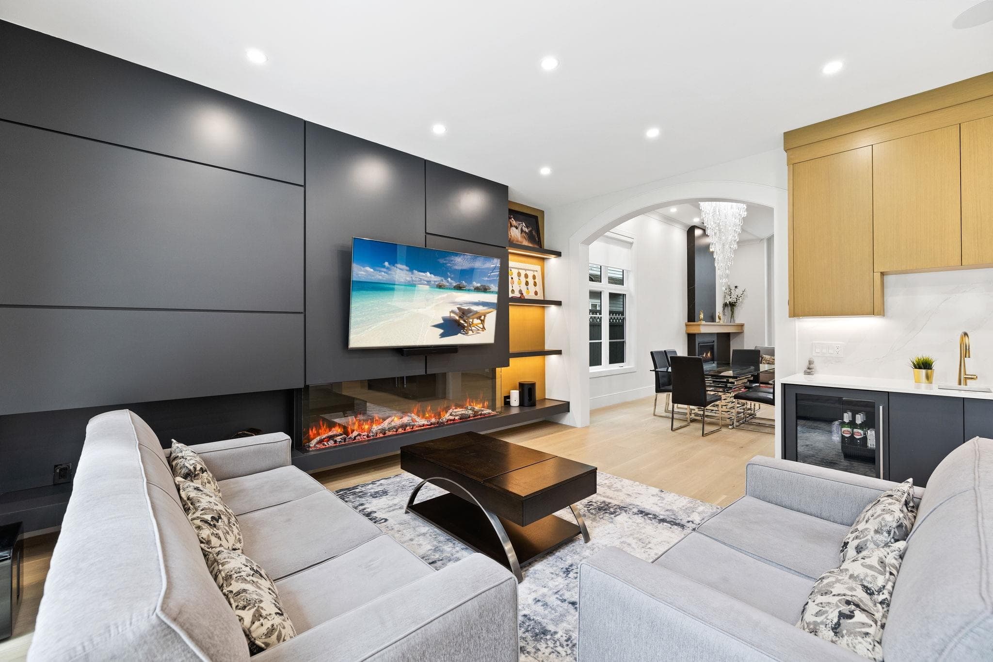 10258 128a Street, Surrey, V3T 3E8 — photo 4