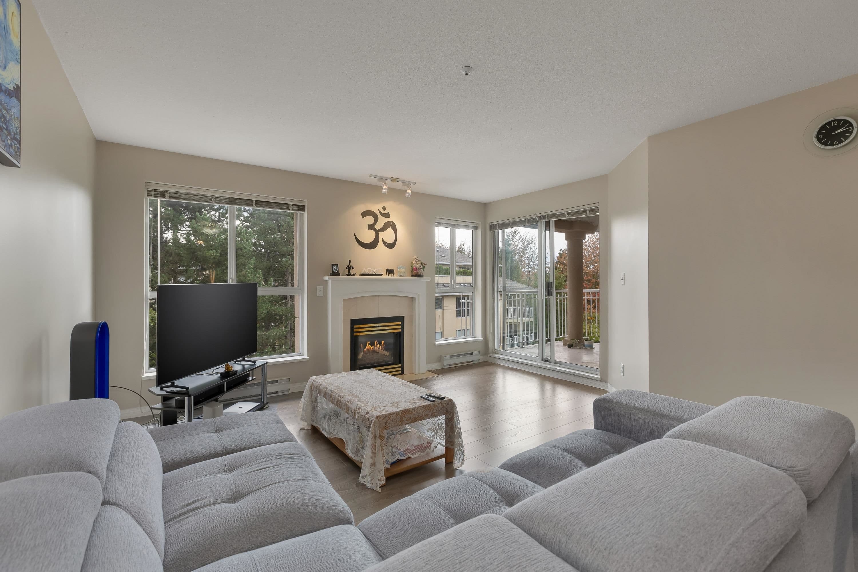 401 - 13733 74 Avenue, Surrey, V3W 1B8 — photo 2
