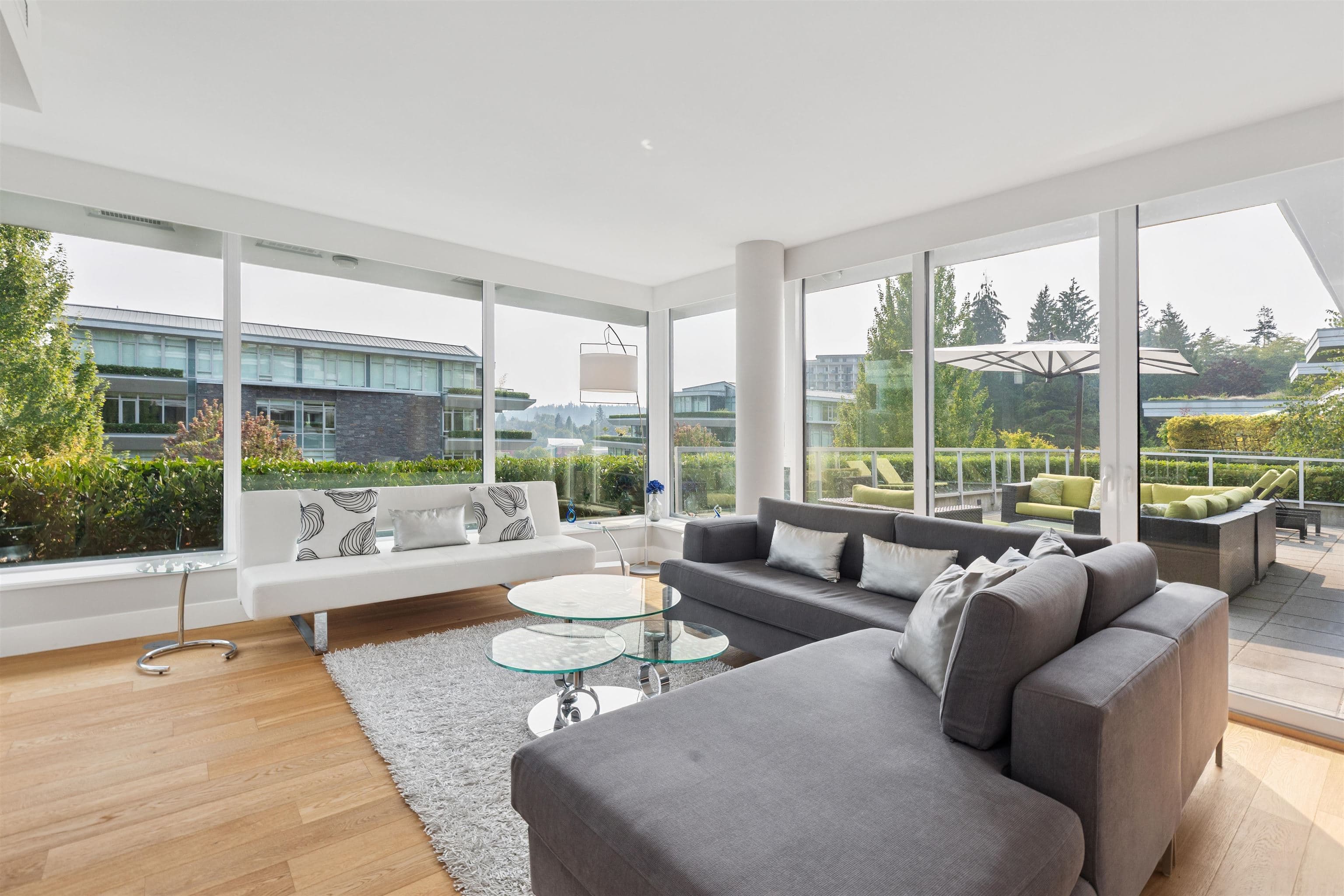 201 - 908 Keith Road, West Vancouver, V7T 1M3 — photo 2