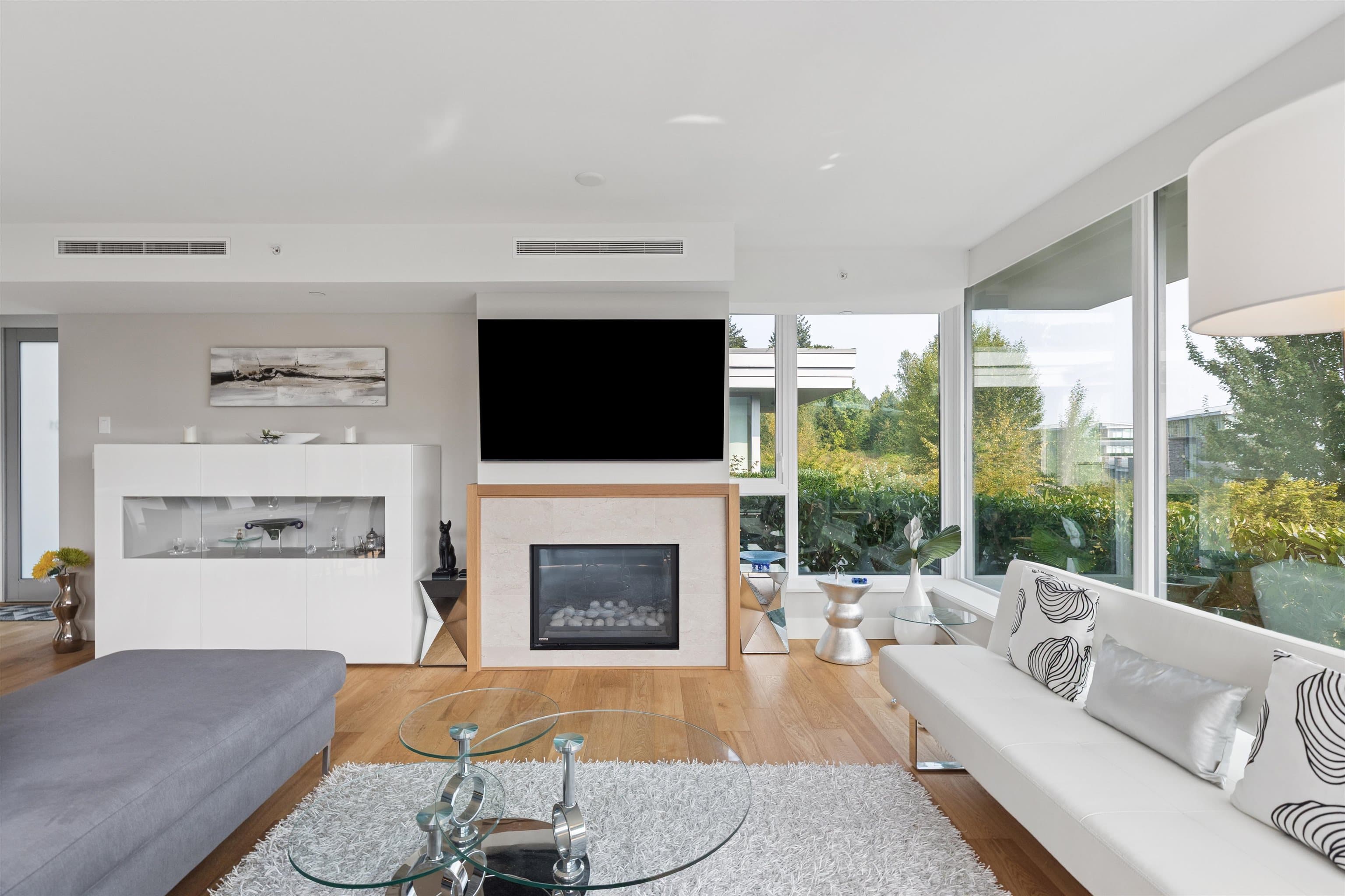 201 - 908 Keith Road, West Vancouver, V7T 1M3 — photo 3