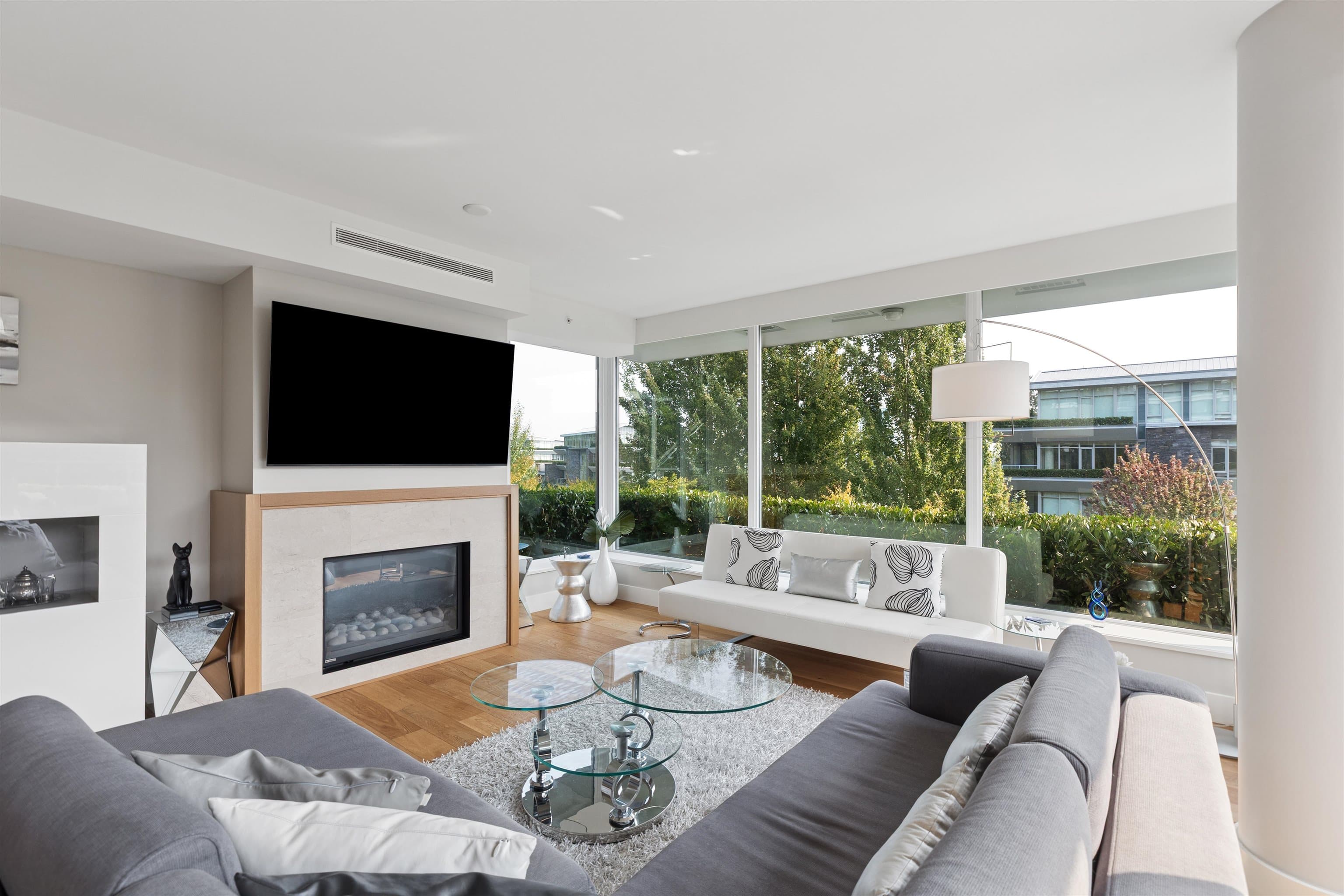201 - 908 Keith Road, West Vancouver, V7T 1M3 — photo 4