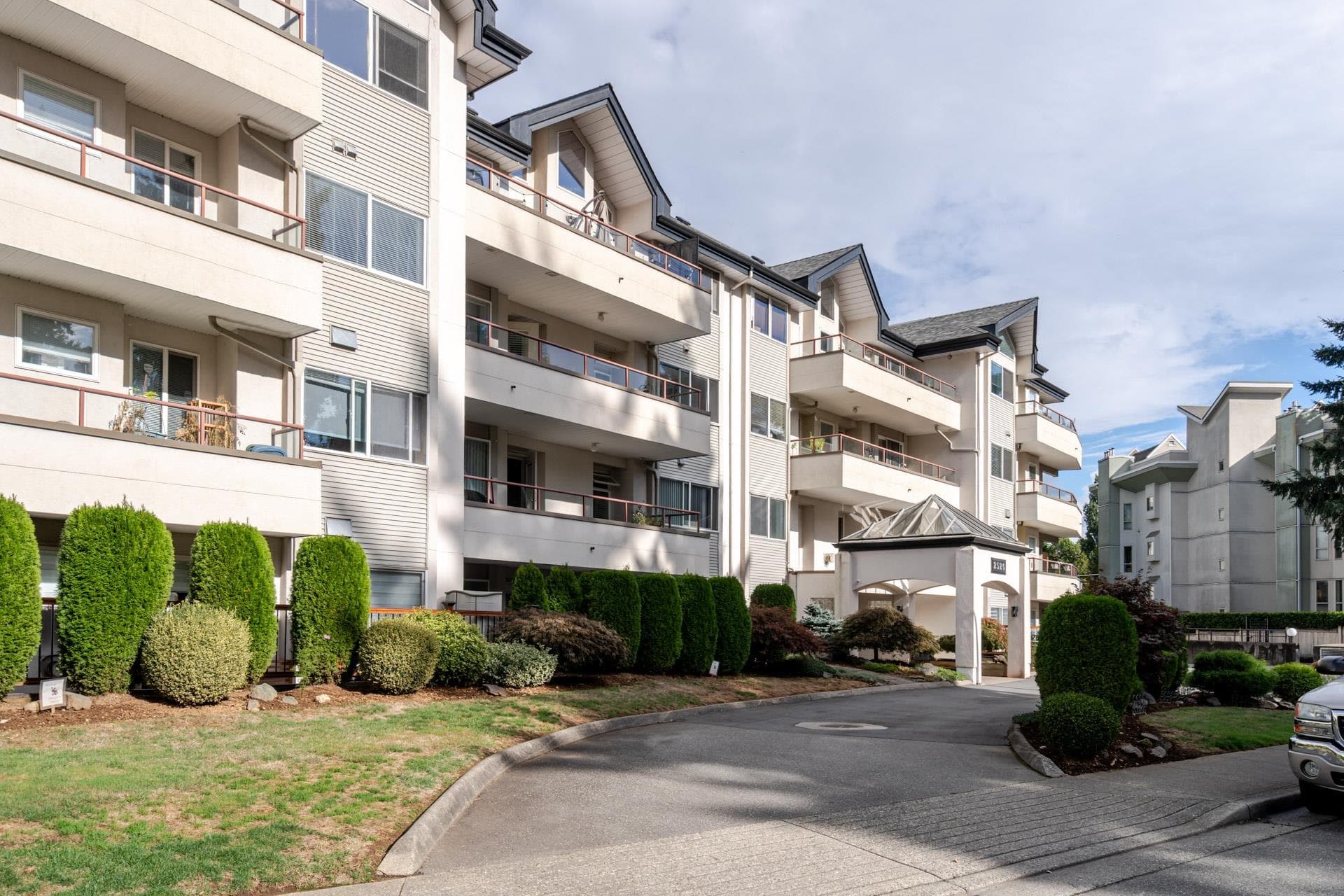 105 - 2526 Lakeview Crescent, Abbotsford, V2S 3A9 — photo 2