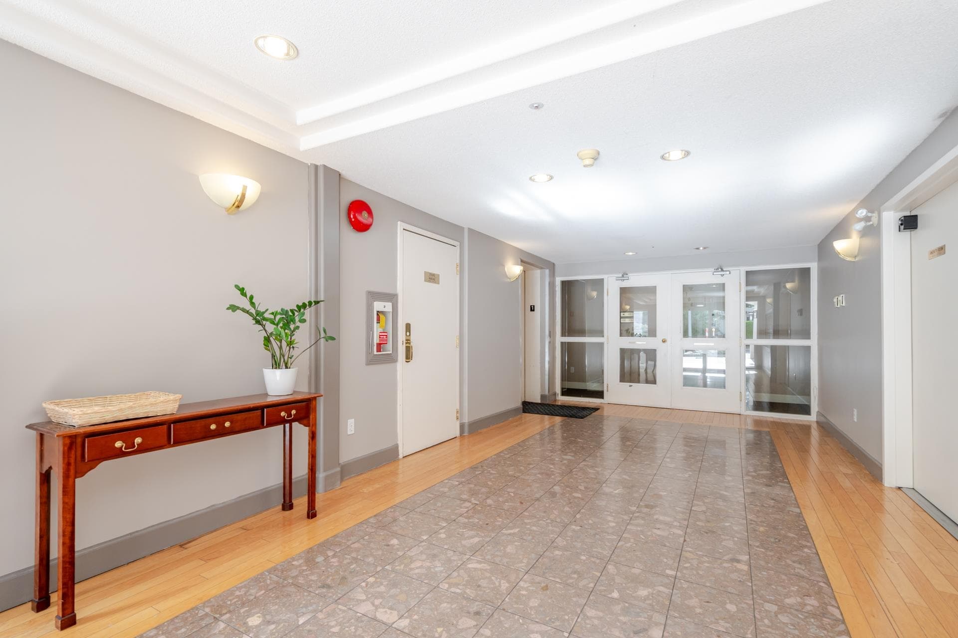 105 - 2526 Lakeview Crescent, Abbotsford, V2S 3A9 — photo 4