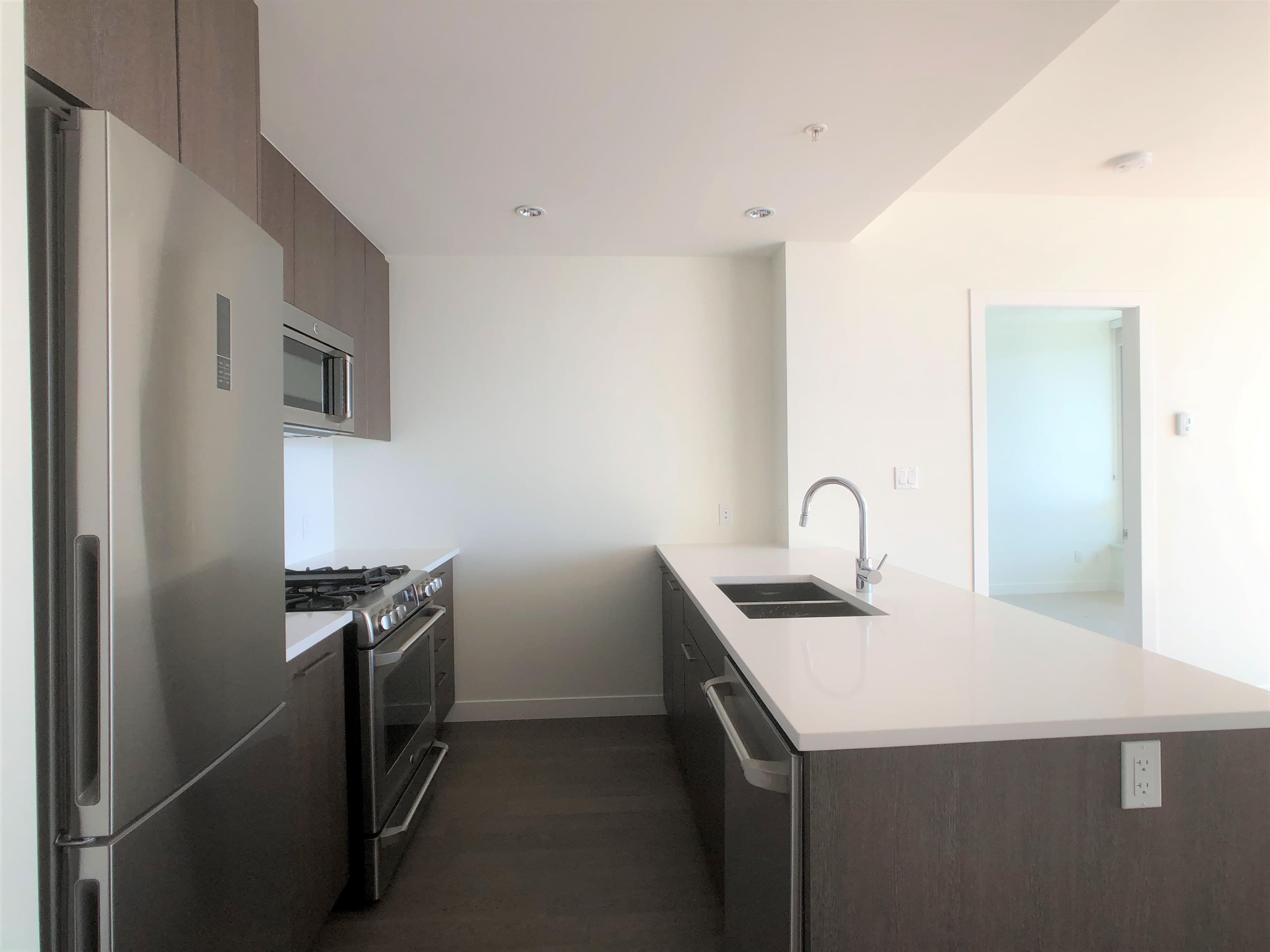 1203 - 9060 University Crescent, Burnaby, V5A 0E1 — photo 4