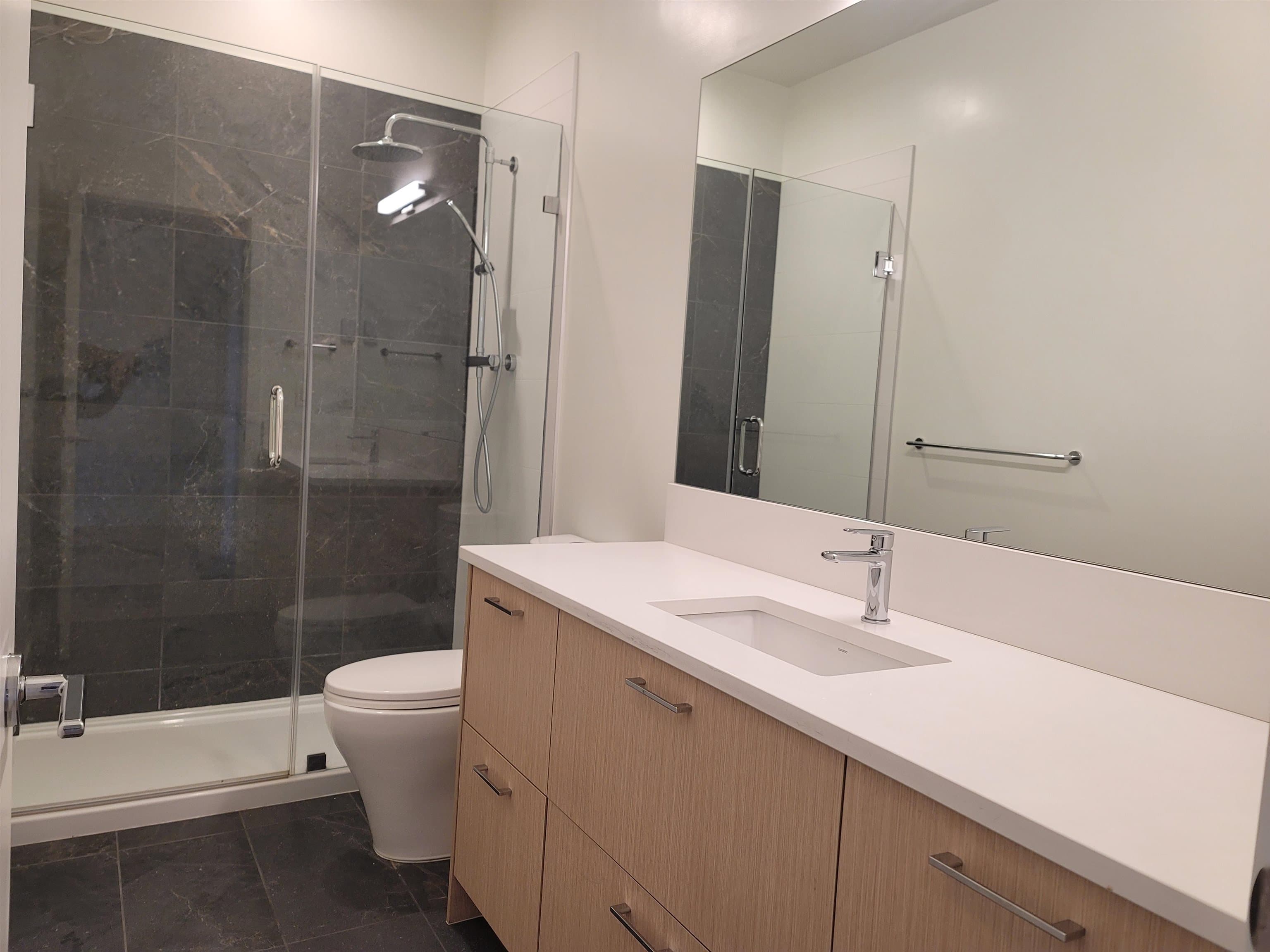 618 - 10777 138 Street, Surrey, V3T 0T5 — photo 3