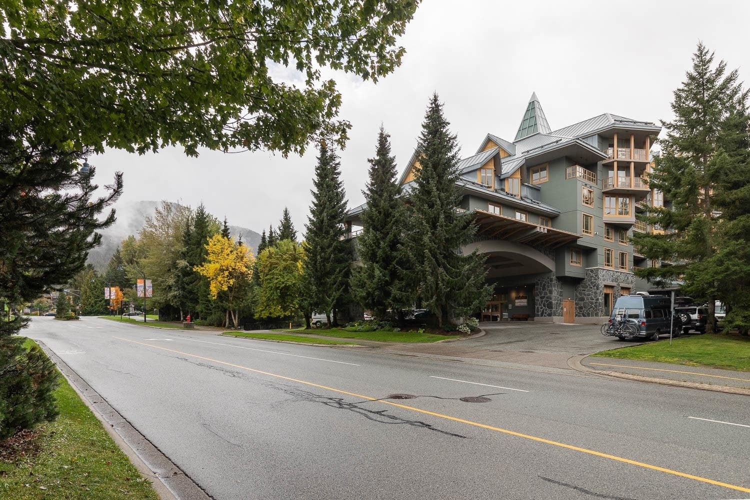 301 - 4315 Northlands Boulevard, Whistler, V8E 1C1 — photo 2