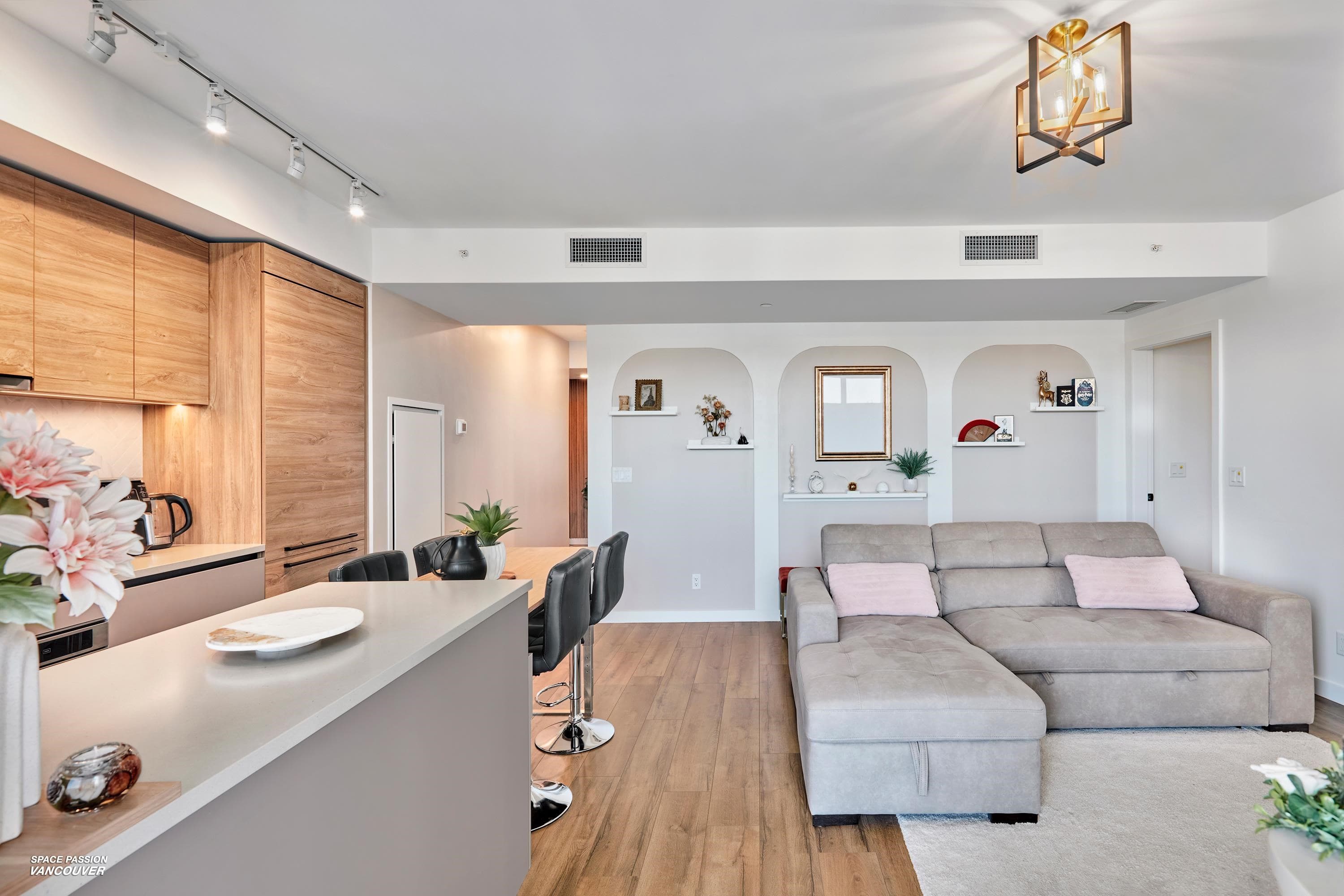 710 - 10448 University Drive, Surrey, V3T 0S7 — photo 3