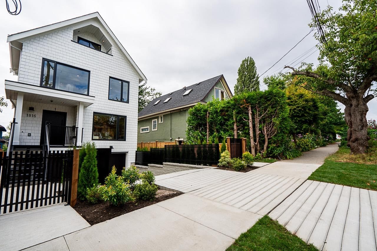 1 - 1816 E 3rd Avenue, Vancouver, V5N 1H2 — photo 2
