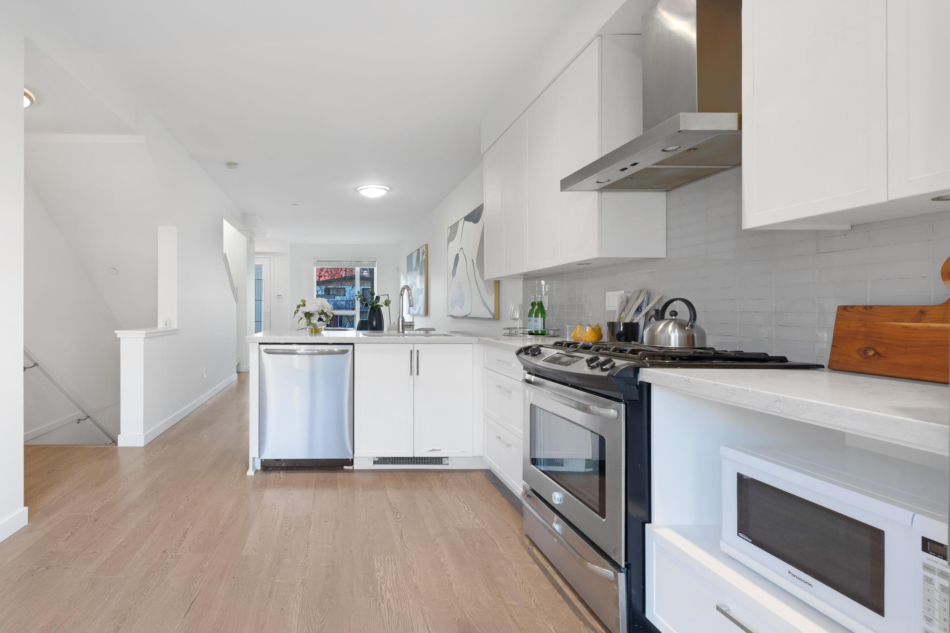 2763 Duke Street, Vancouver, V5R 4S8 — photo 5