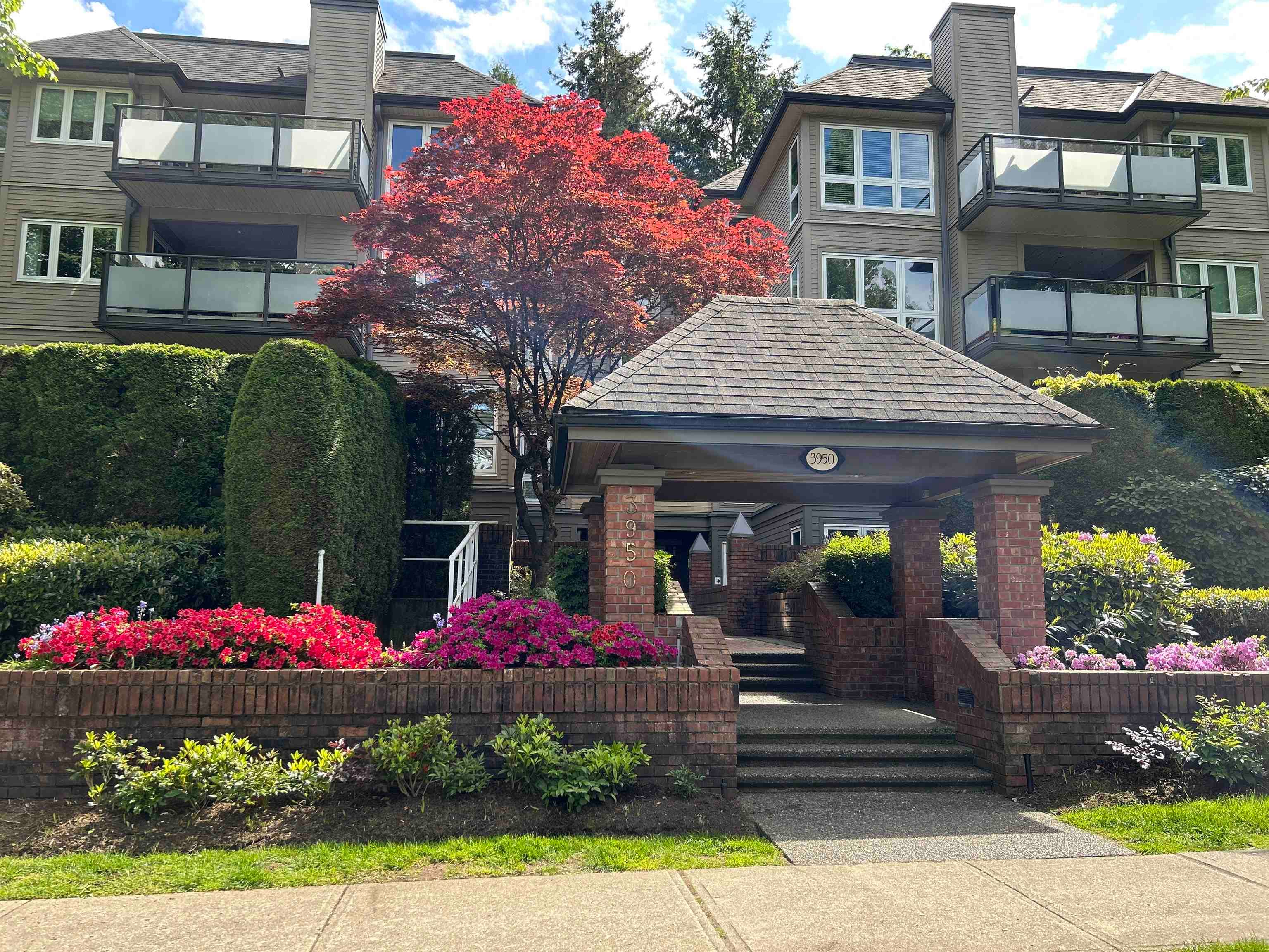 303 - 3950 Linwood Street, Burnaby — sold