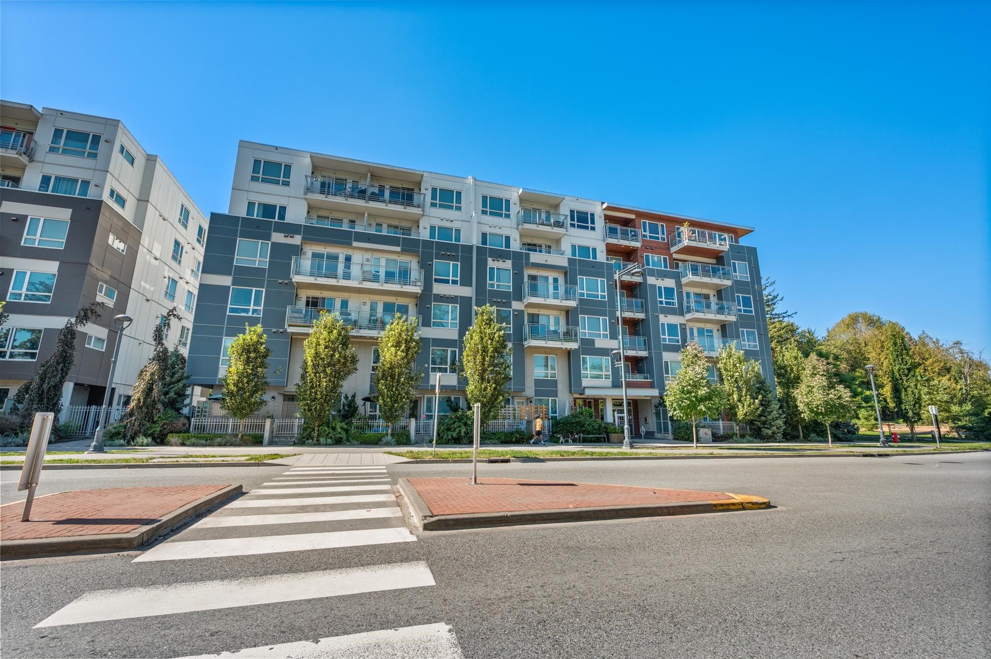 614 - 10603 140 Street, Surrey, V3T 0M8 — photo 4