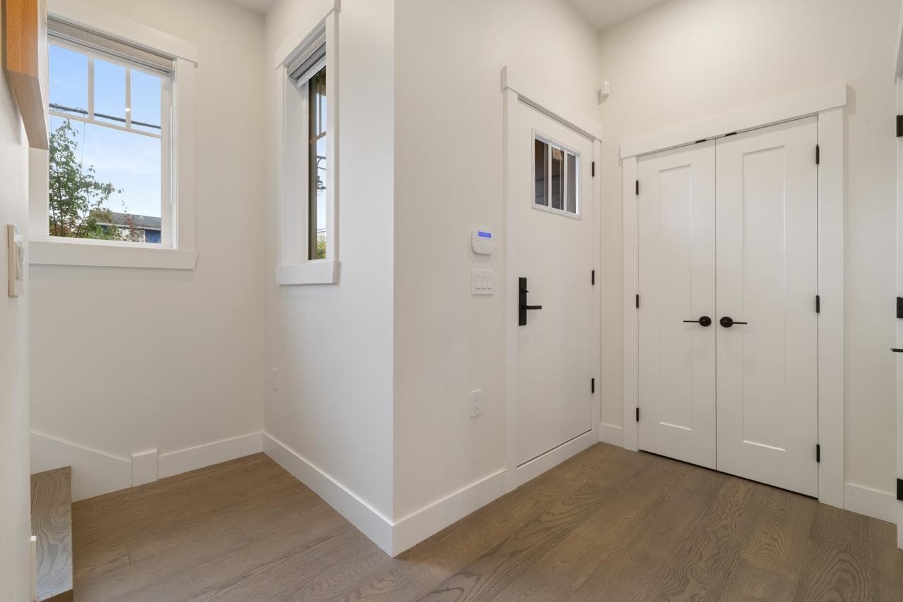 102 - 235 Lebleu Street, Coquitlam, V3K 4L7 — photo 4