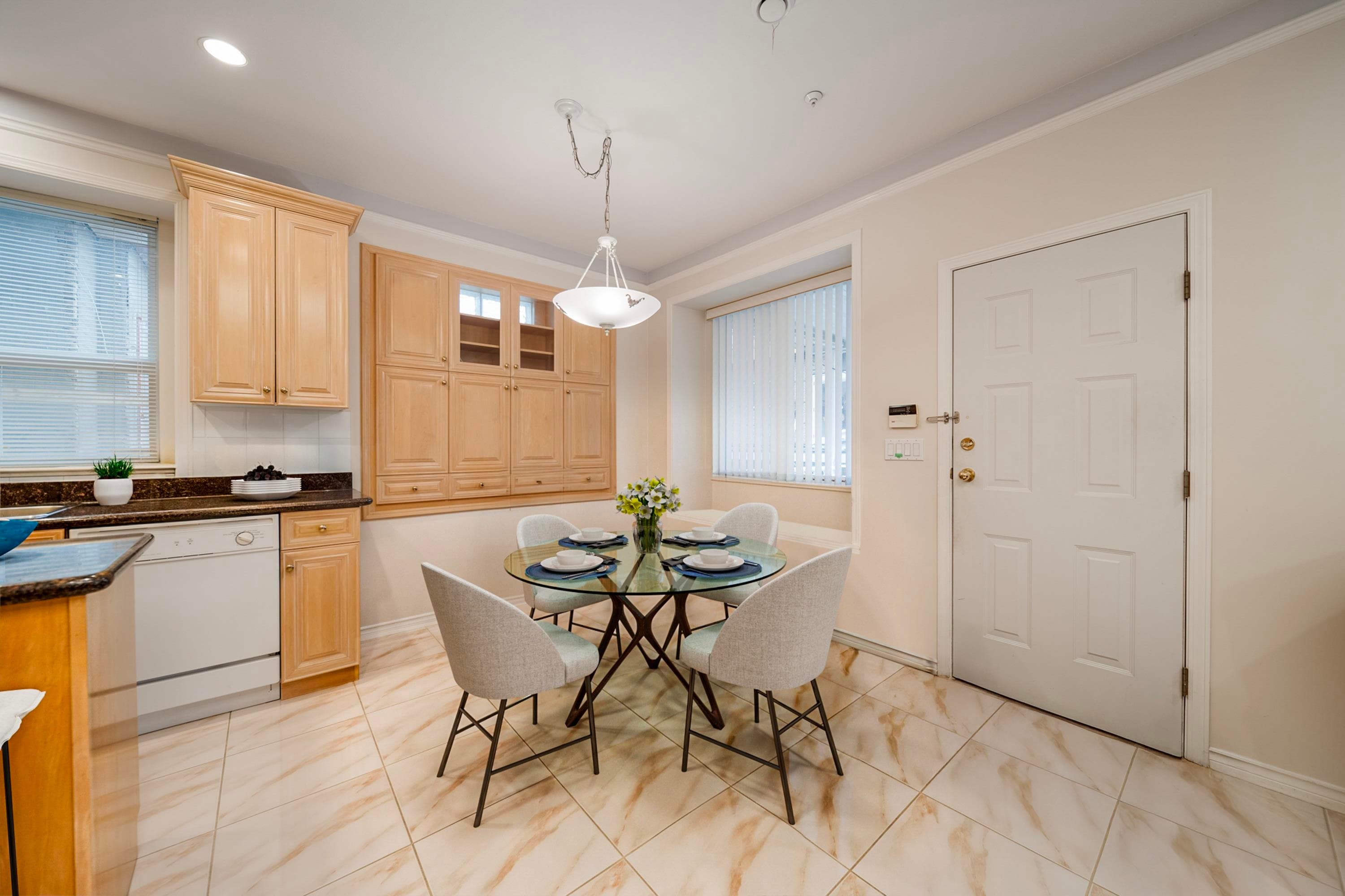 5470 Wales Street, Vancouver, V5R 3M8 — photo 5