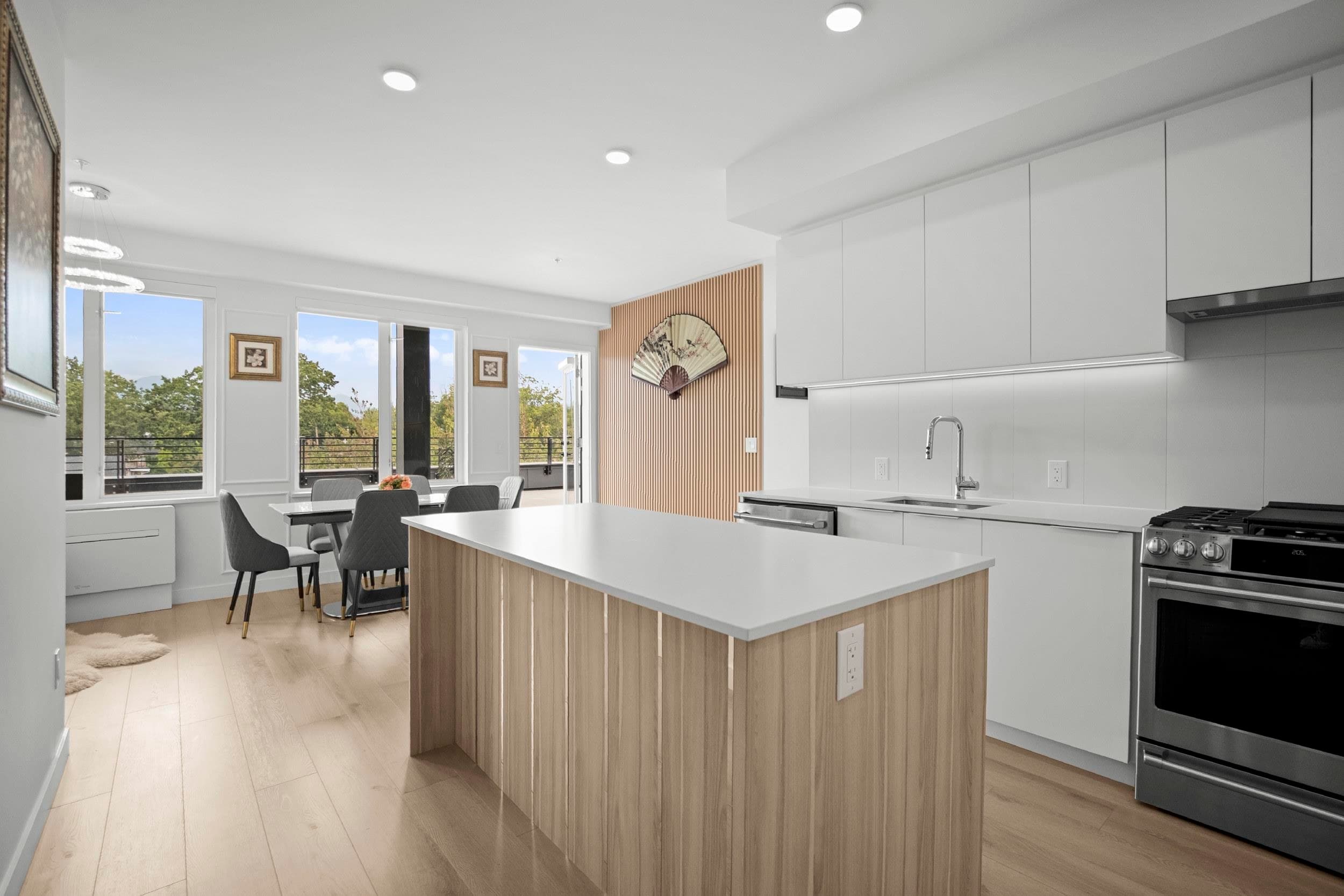 505 - 2450 Garden Drive, Vancouver, V5N 0K1 — photo 2
