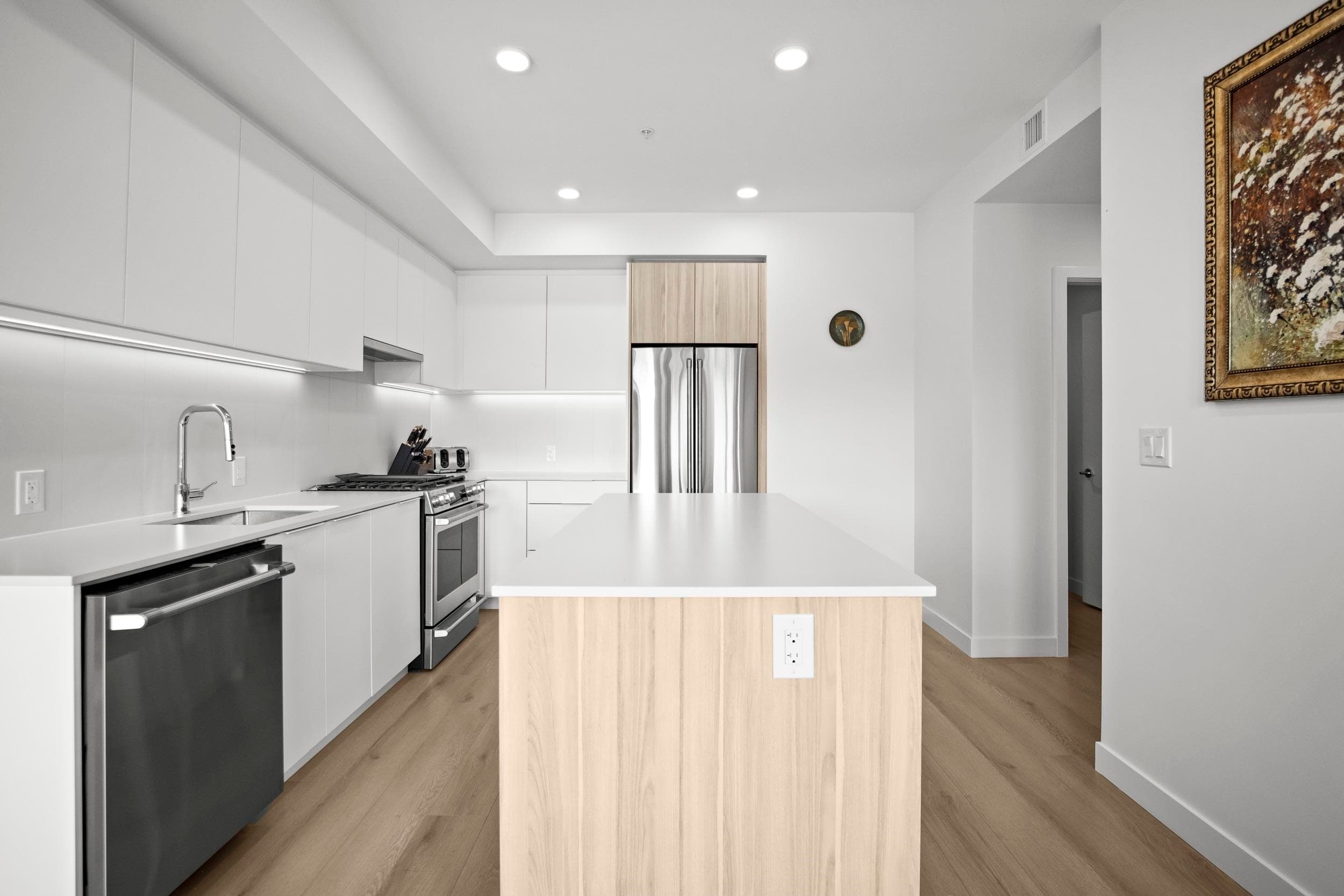 505 - 2450 Garden Drive, Vancouver, V5N 0K1 — photo 3