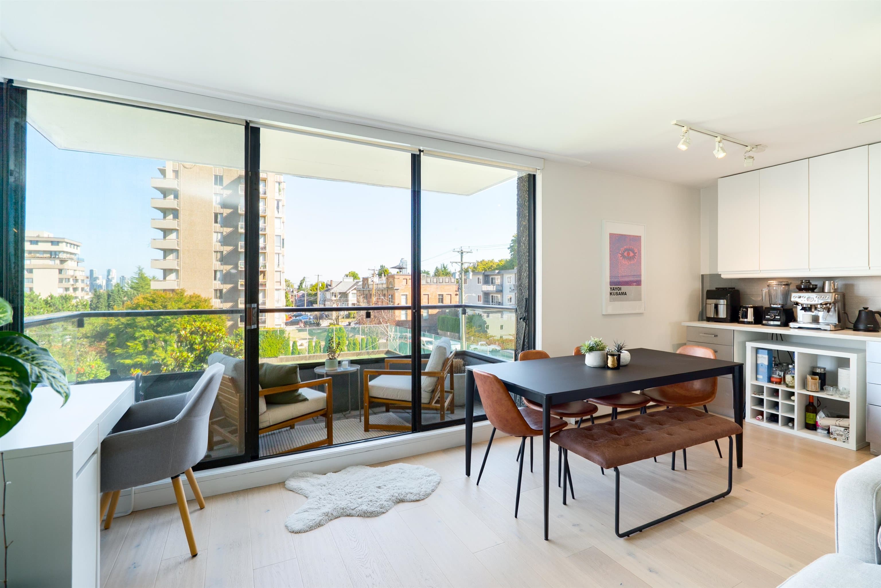304 - 2370 W 2nd Avenue, Vancouver, V6K 1J2 — photo 3