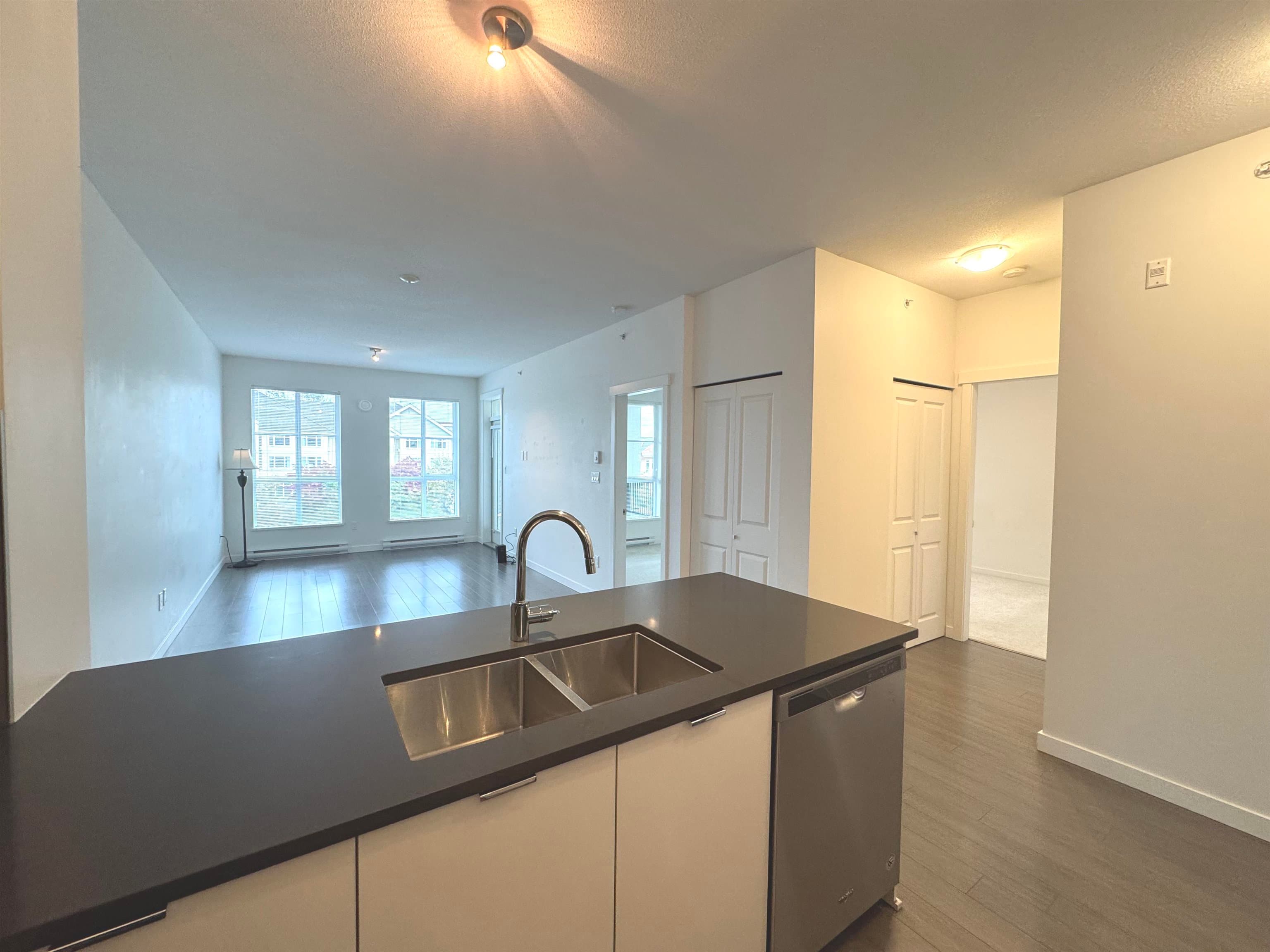 4xx - 15138 34 Avenue, Surrey, V3Z 0Y5 — photo 5