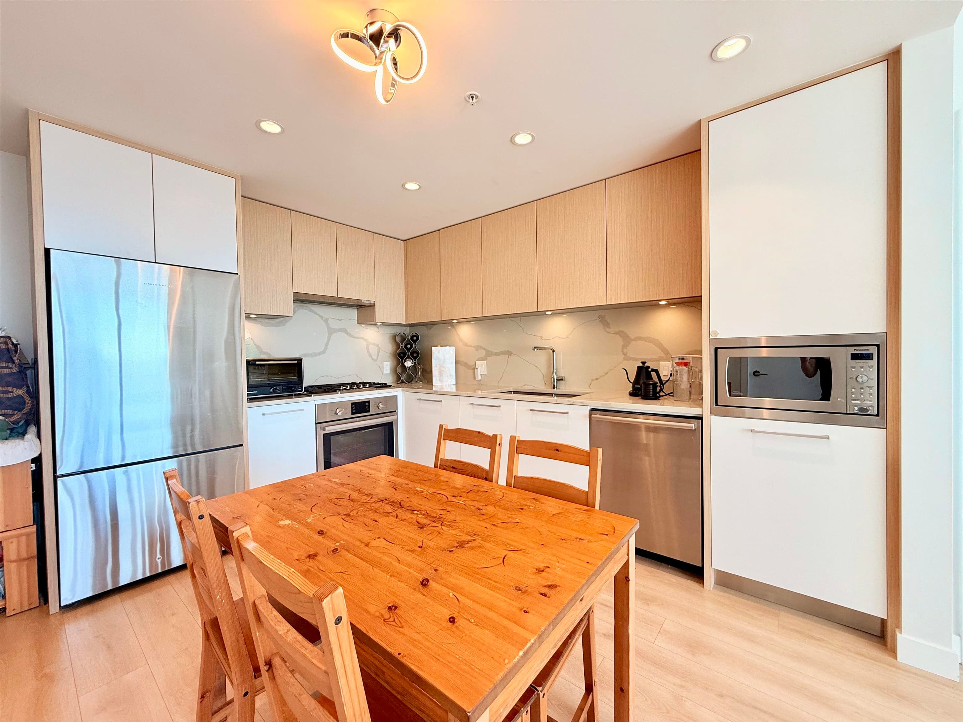 2101 - 567 Clarke Road, Coquitlam, V3J 0K7 — photo 2
