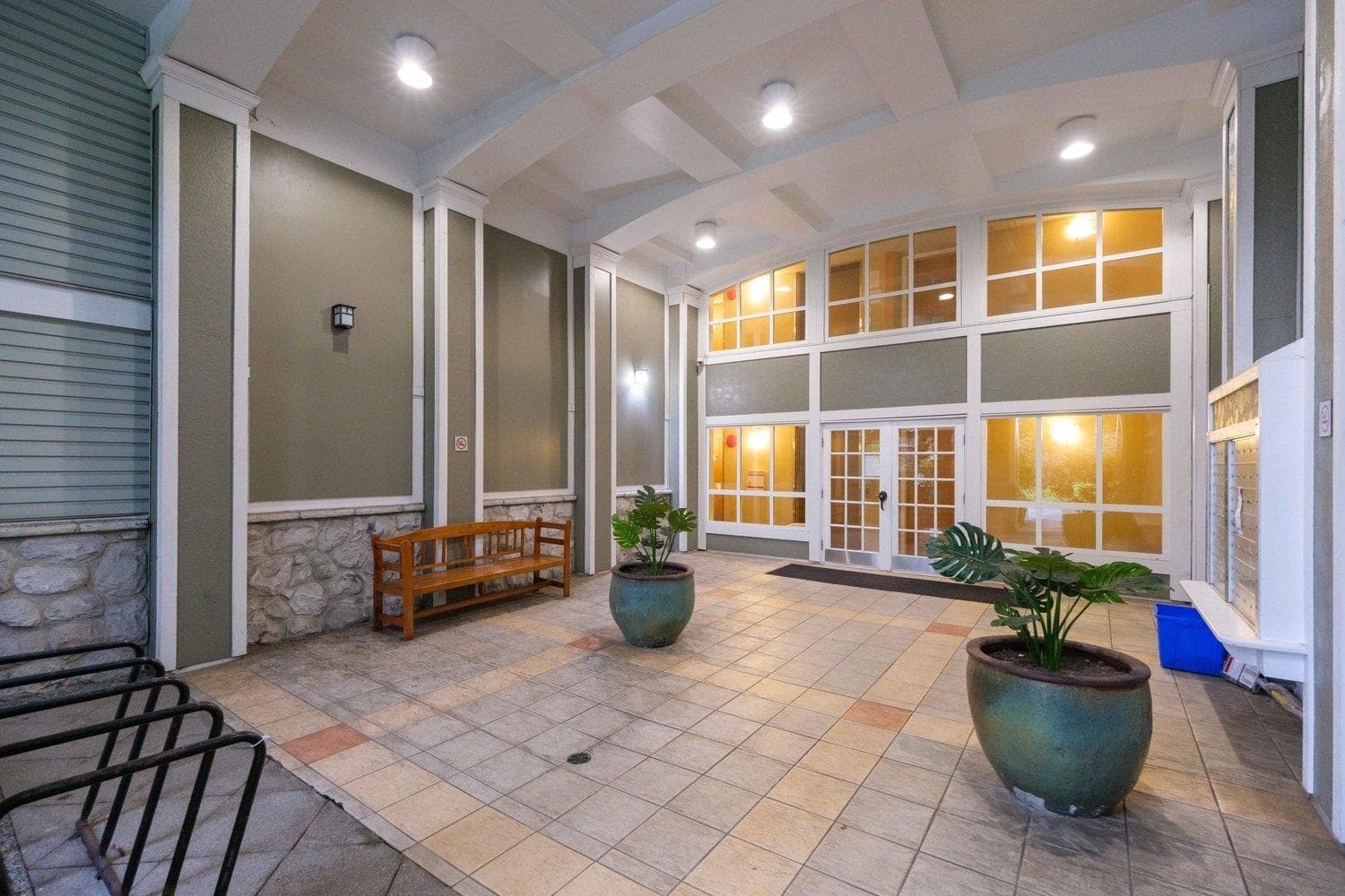 201 - 1111 Lynn Valley Road, North Vancouver, V7J 3V4 — photo 2