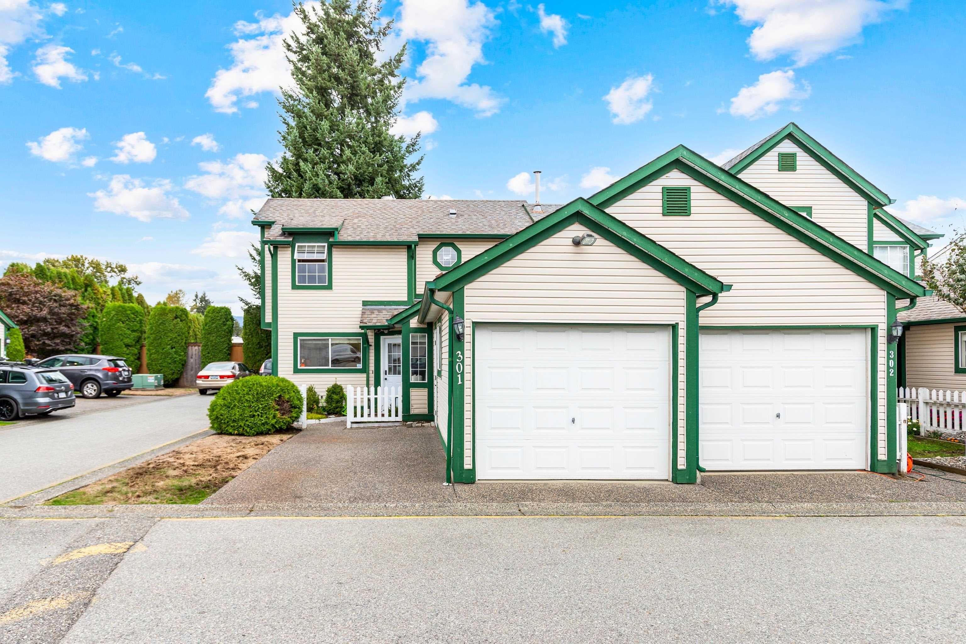 301 - 20675 118 Avenue, Maple Ridge, V2X 0K4 — photo 1