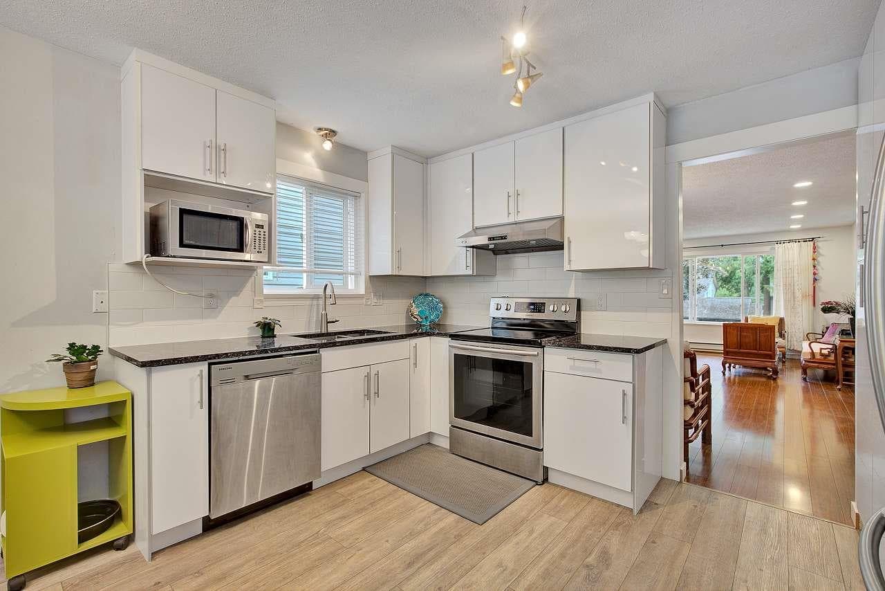 11820 Staples Crescent, Delta, V4E 2T7 — photo 2