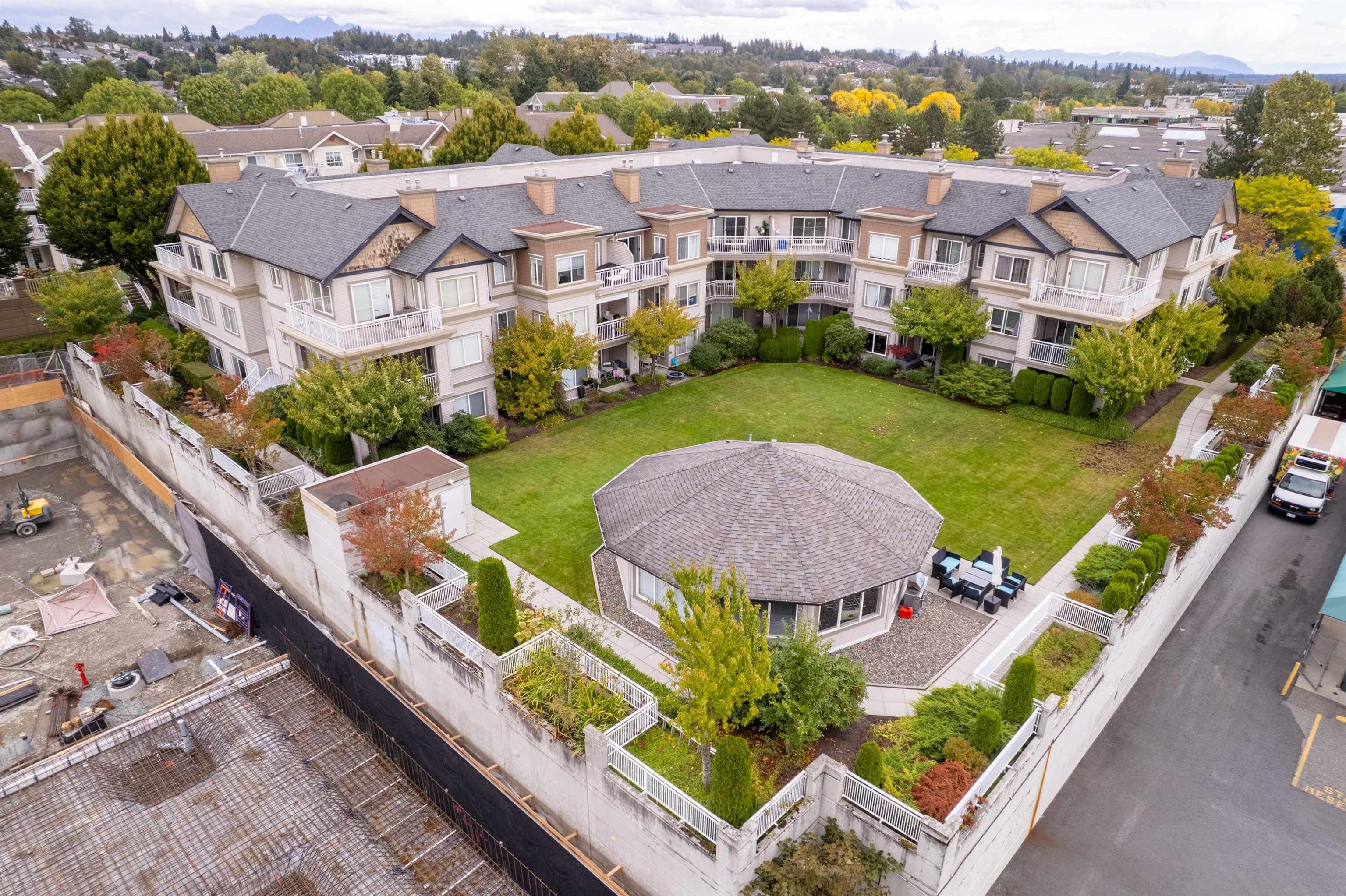 208 - 6359 198 Street, Langley, V2Y 2E3 — photo 1