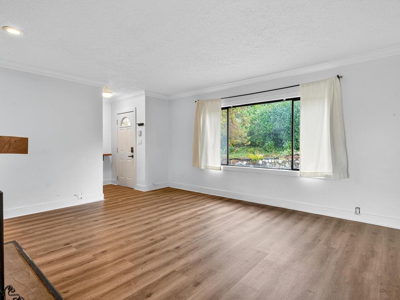 7259 Barnet Road, Burnaby, V5A 1E3 — photo 5