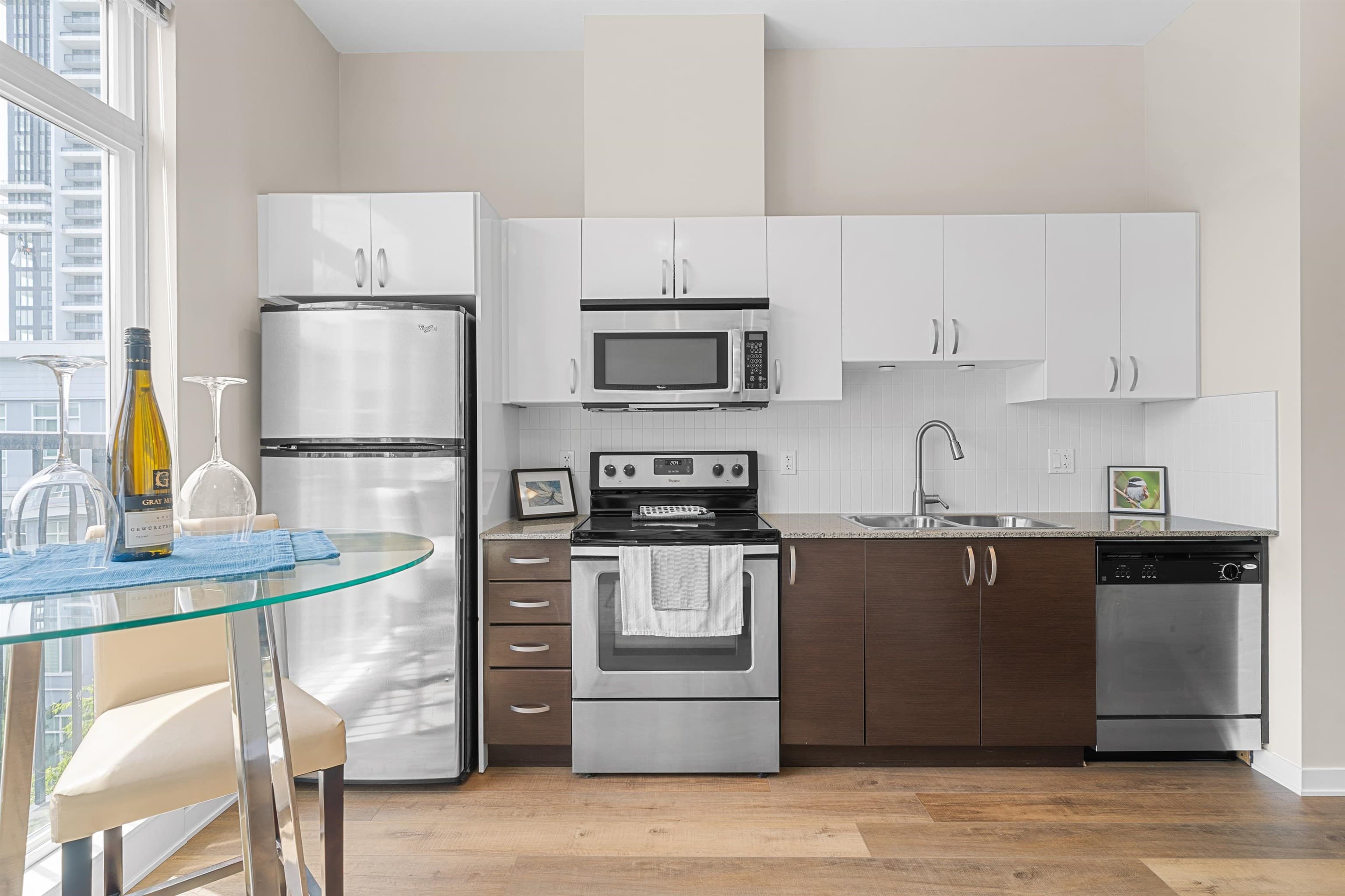 513 - 13728 108 Avenue, Surrey, V3T 0G2 — photo 3