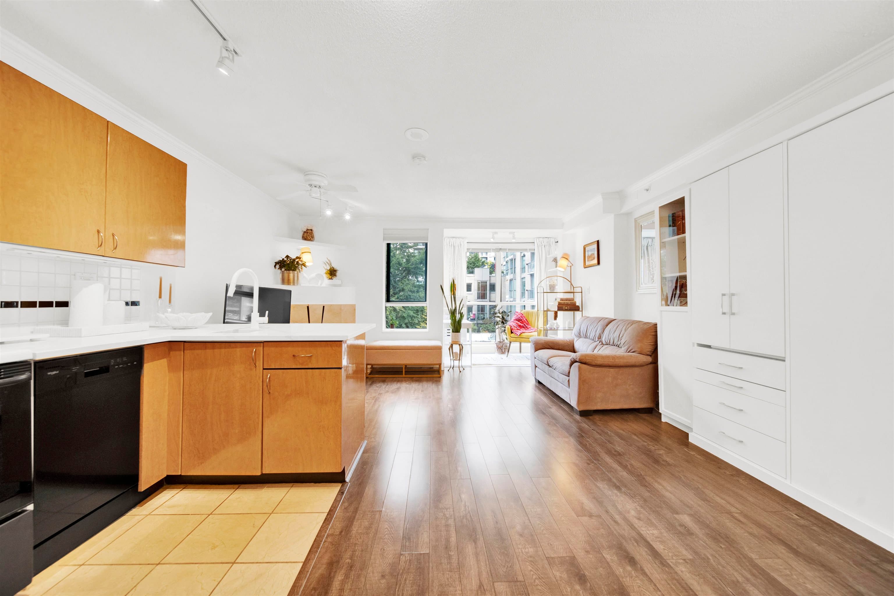 510 - 939 Homer Street, Vancouver, V6B 2W6 — photo 5
