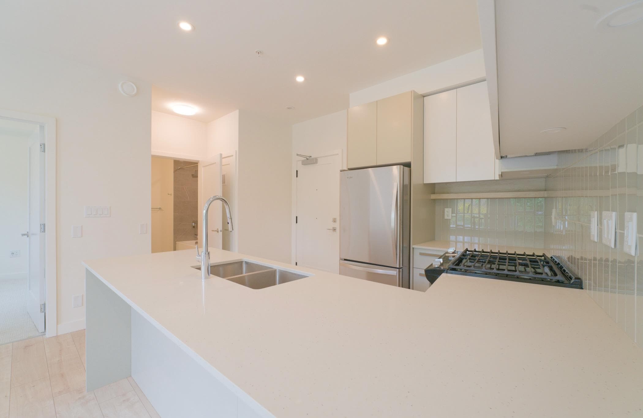 314 - 13788 76 Avenue, Surrey, V3W 3E9 — photo 5