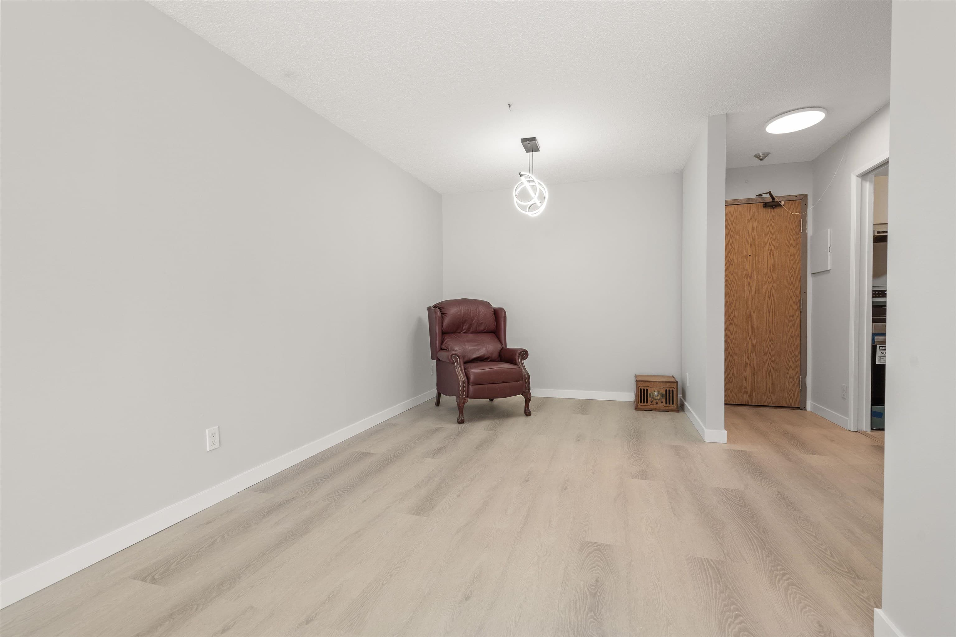 316 - 13507 96 Avenue, Surrey, V3V 7P3 — photo 2