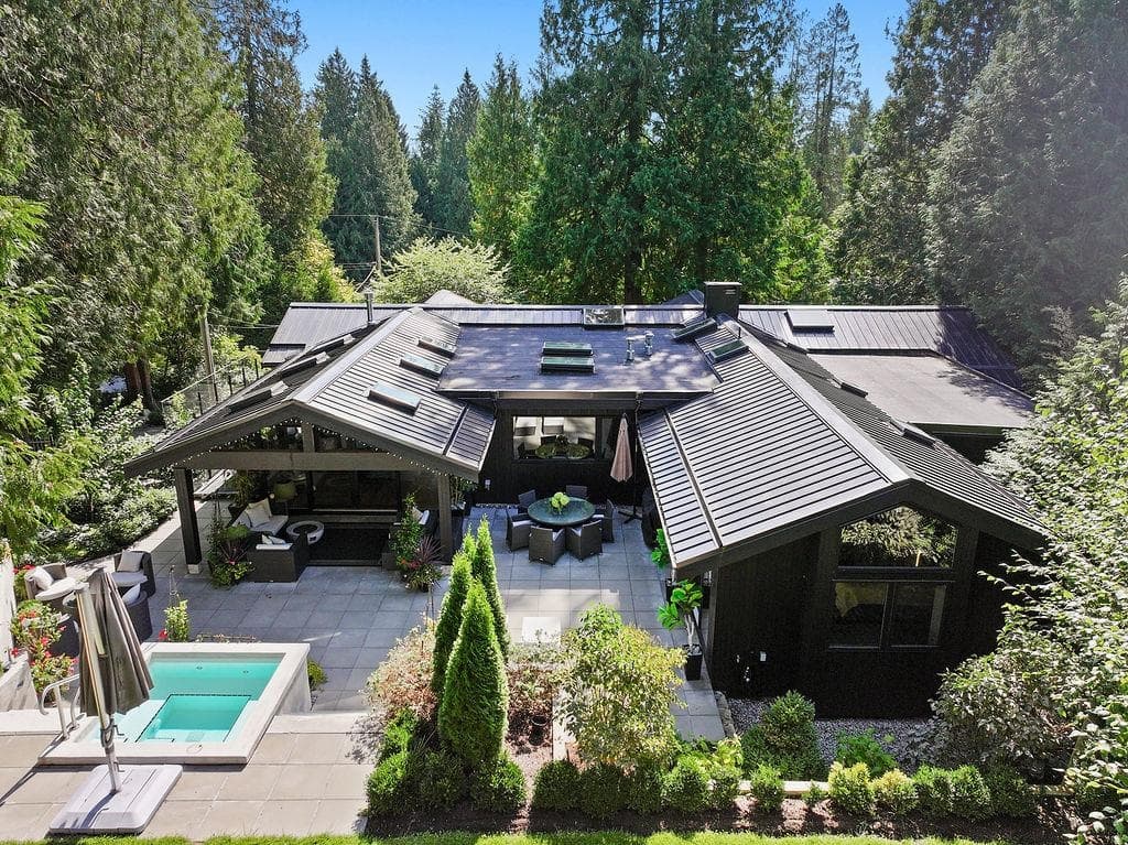 4645 Caulfeild Drive, West Vancouver, V7W 1E9 — photo 2