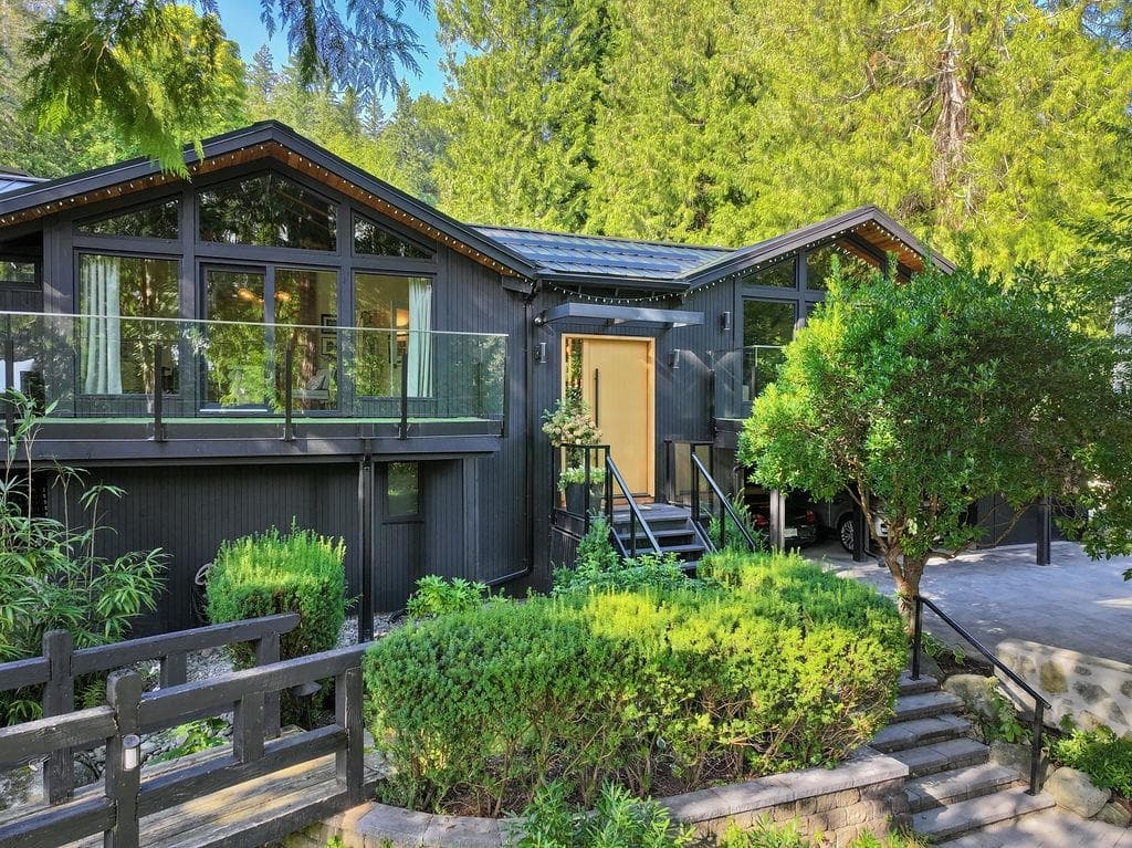 4645 Caulfeild Drive, West Vancouver — sold