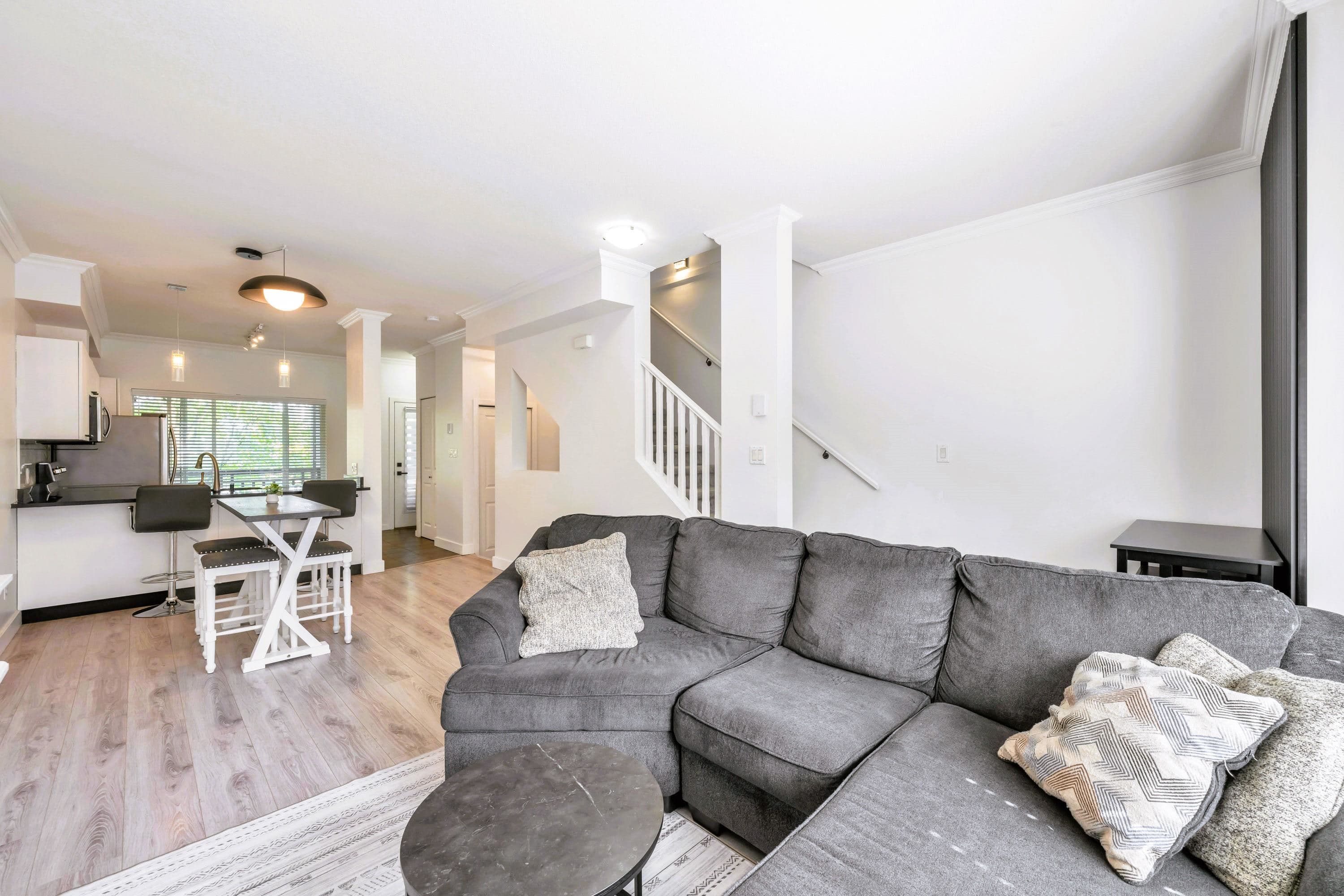 193 - 18701 66th Avenue, Surrey, V3S 4B1 — photo 5