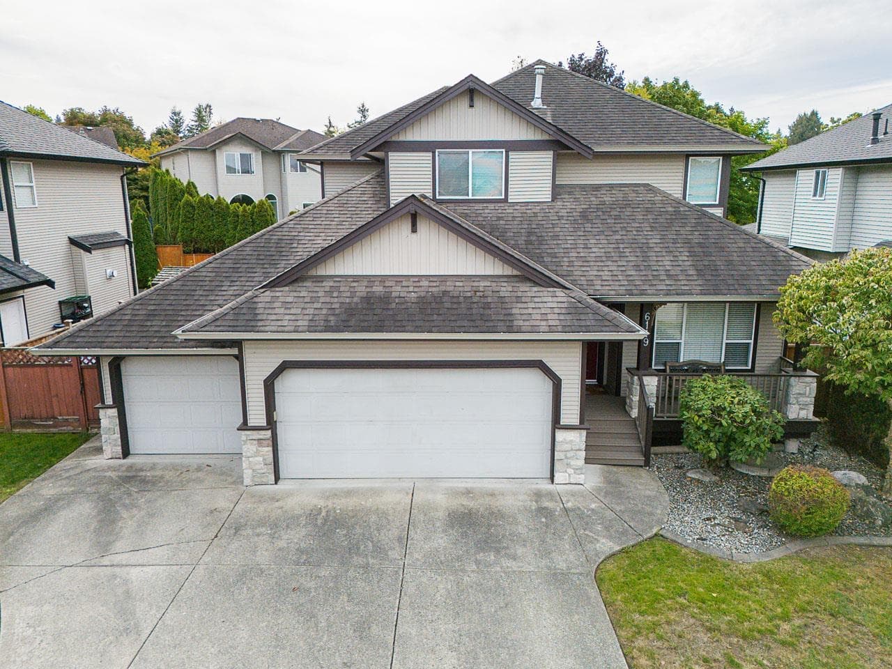 6119 166a Street, Surrey, V3S 9L2 — photo 2
