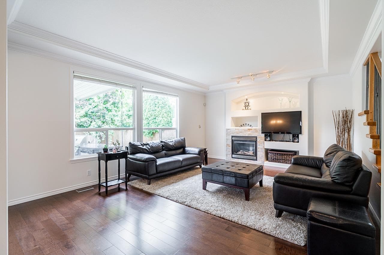 6119 166a Street, Surrey, V3S 9L2 — photo 5