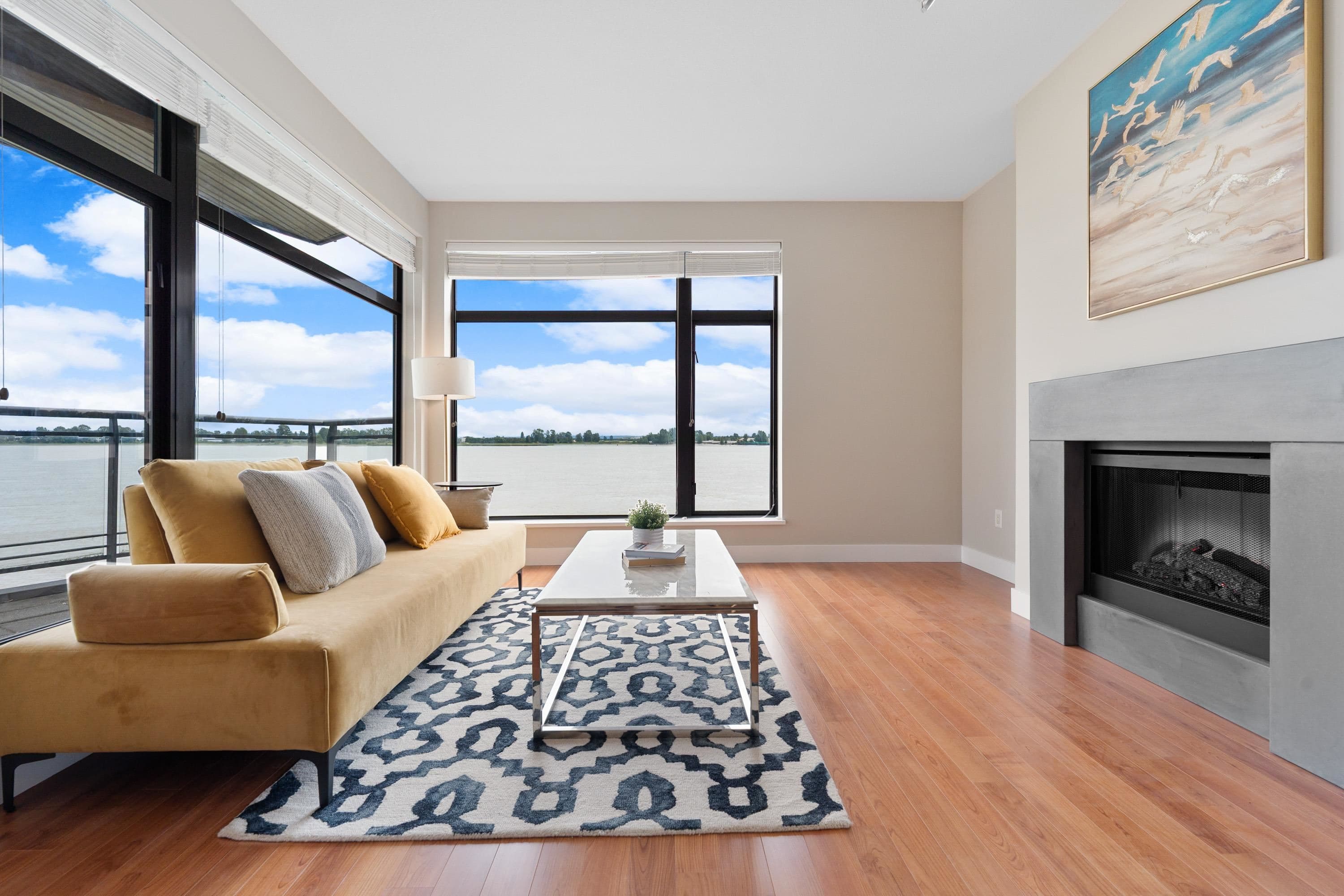 311 - 14300 Riverport Way, Richmond, V6W 0A4 — photo 2