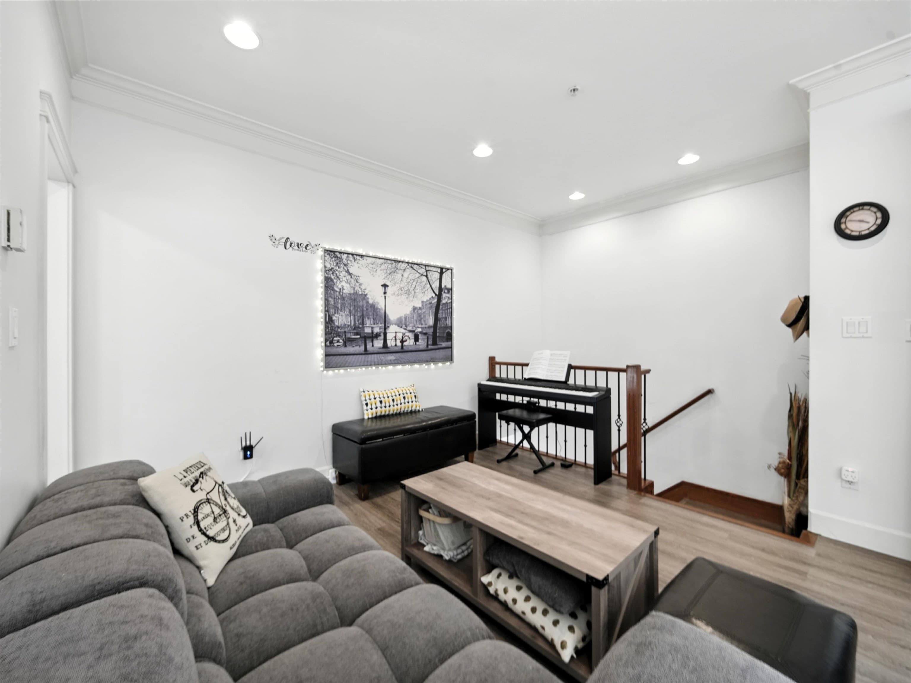 1430 E 8th Avenue, Vancouver, V5N 1T4 — photo 2