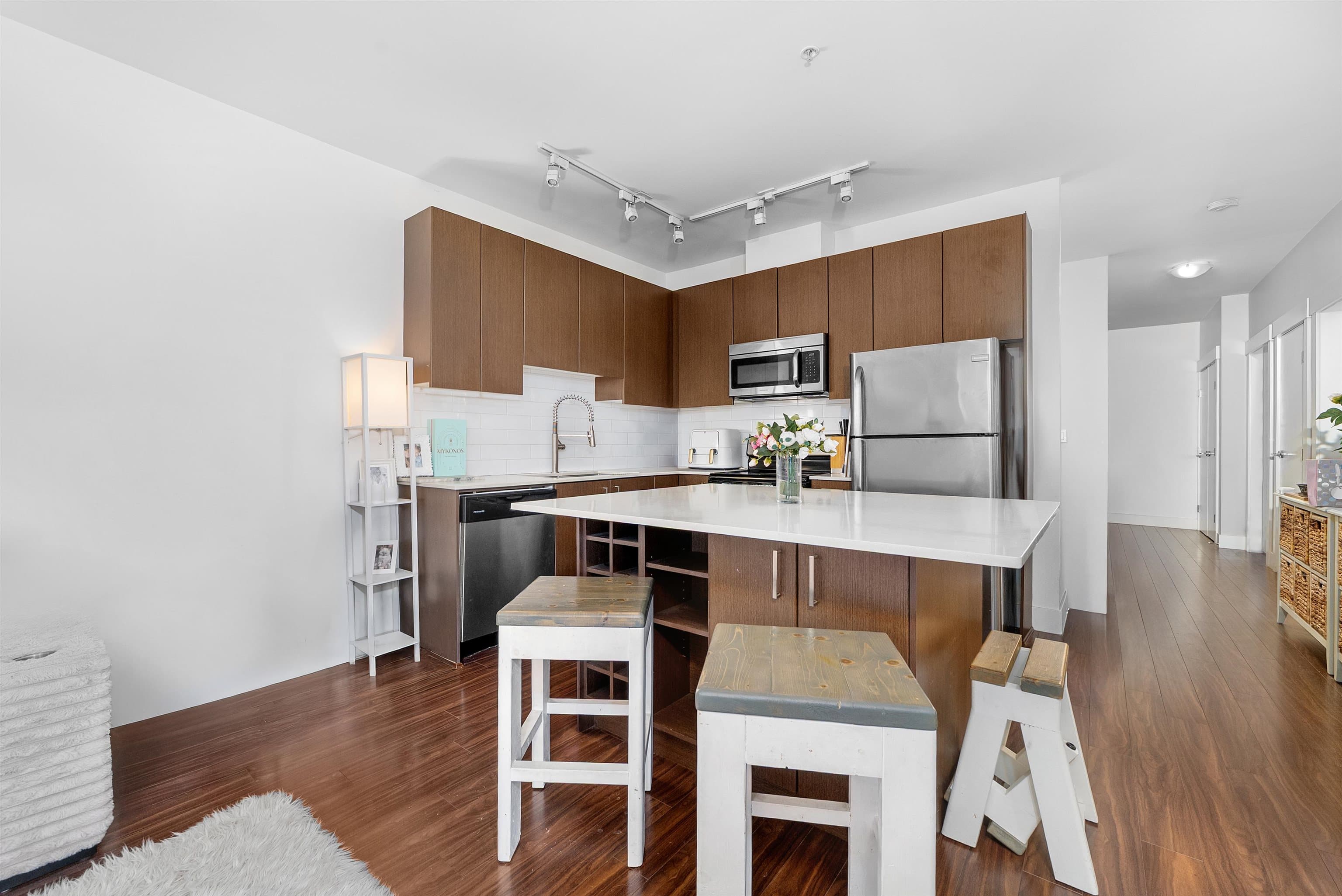 101 - 2351 Kelly Avenue, Port Coquitlam, V3C 0C6 — photo 3