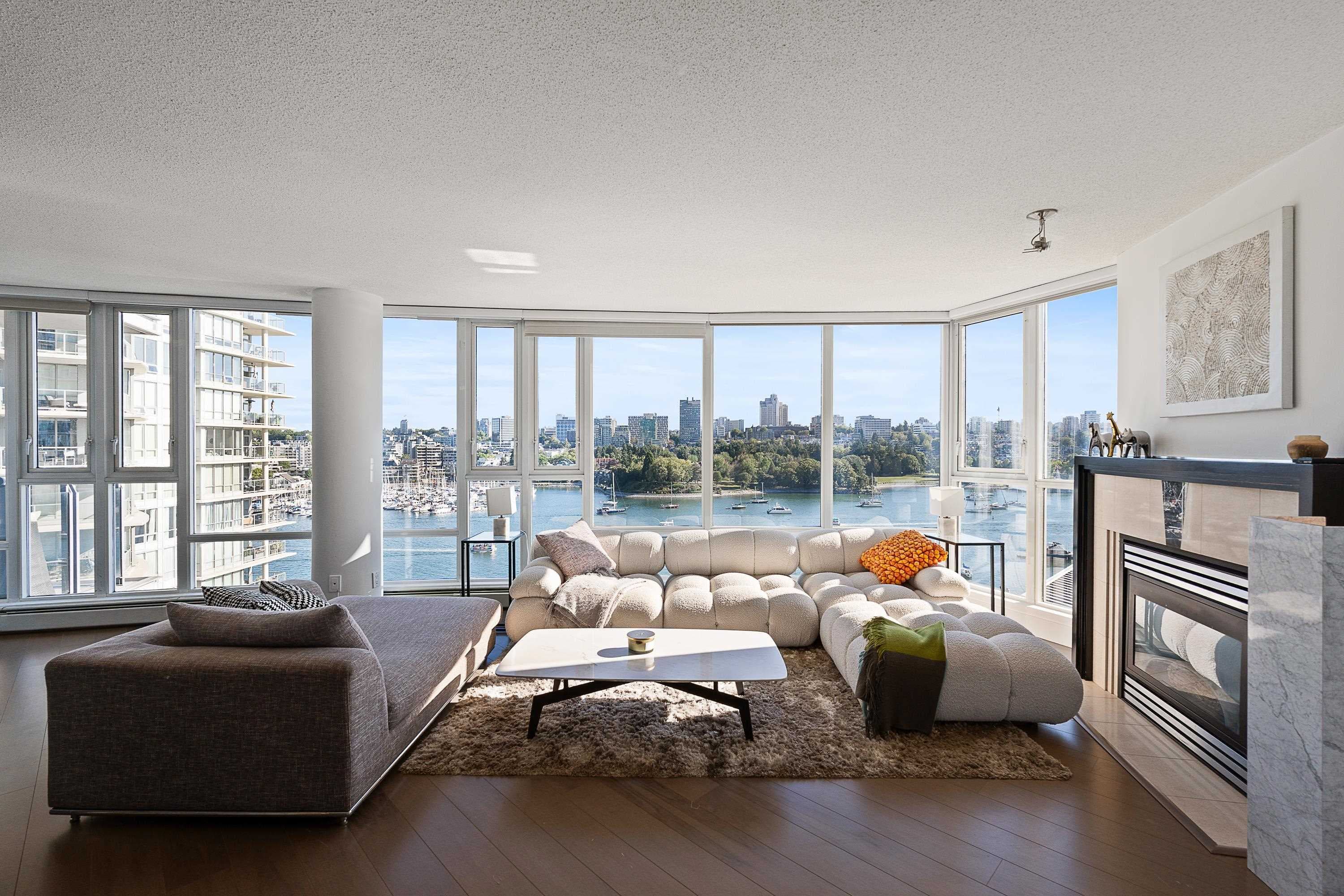 1202 - 1383 Marinaside Crescent, Vancouver, V6Z 2W9 — photo 2