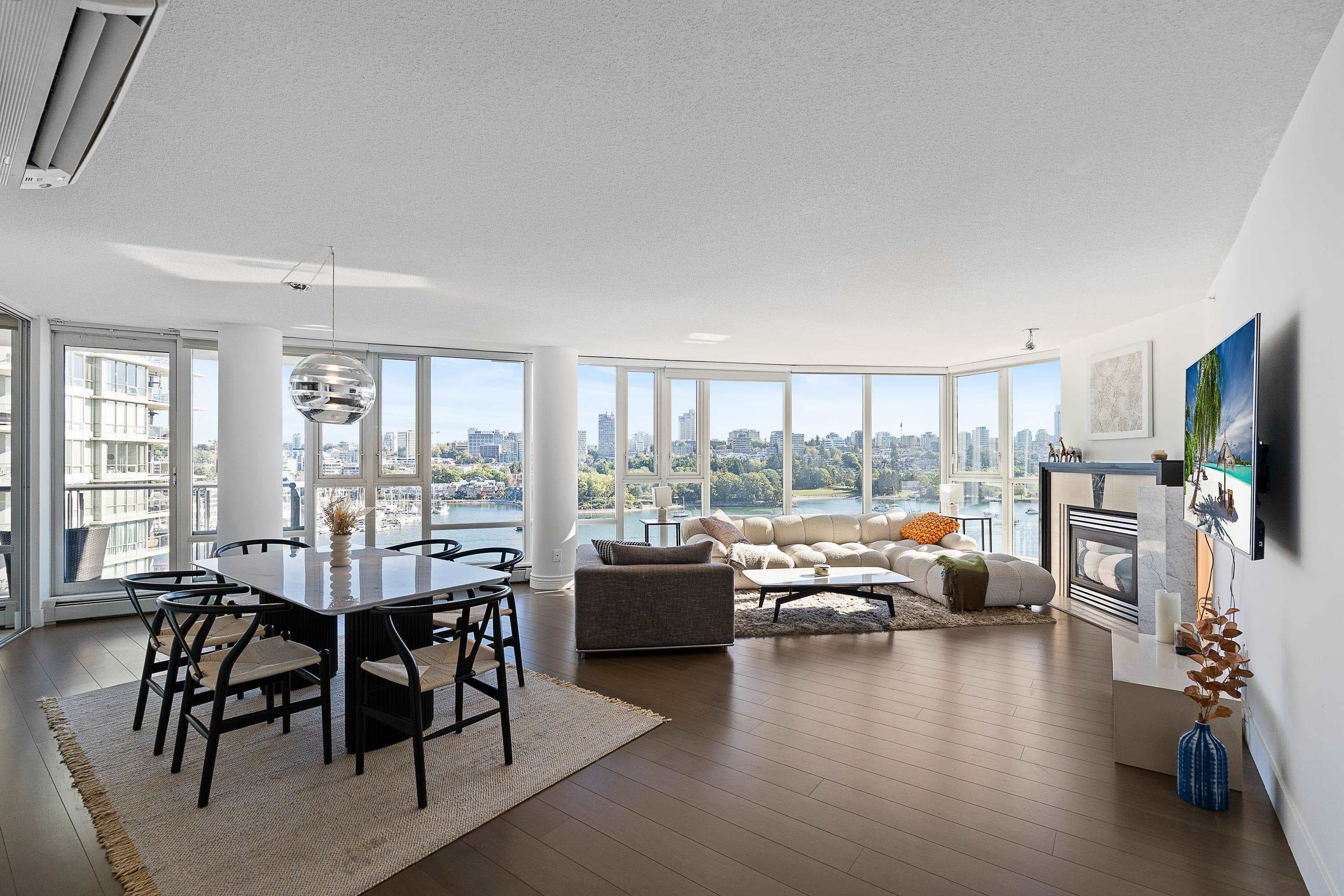 1202 - 1383 Marinaside Crescent, Vancouver