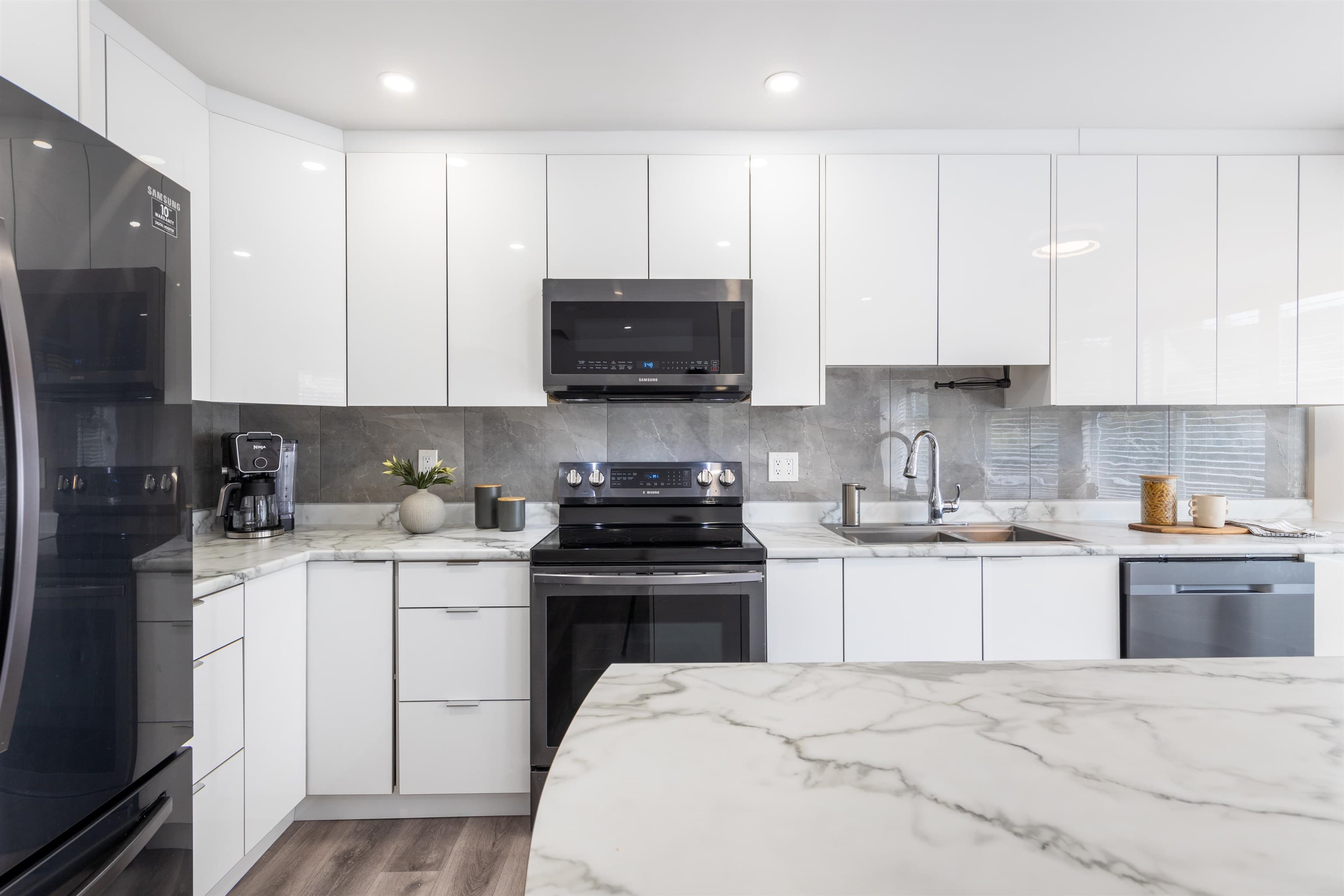 118 - 8060 121a Street, Surrey, V3W 0S5 — photo 3