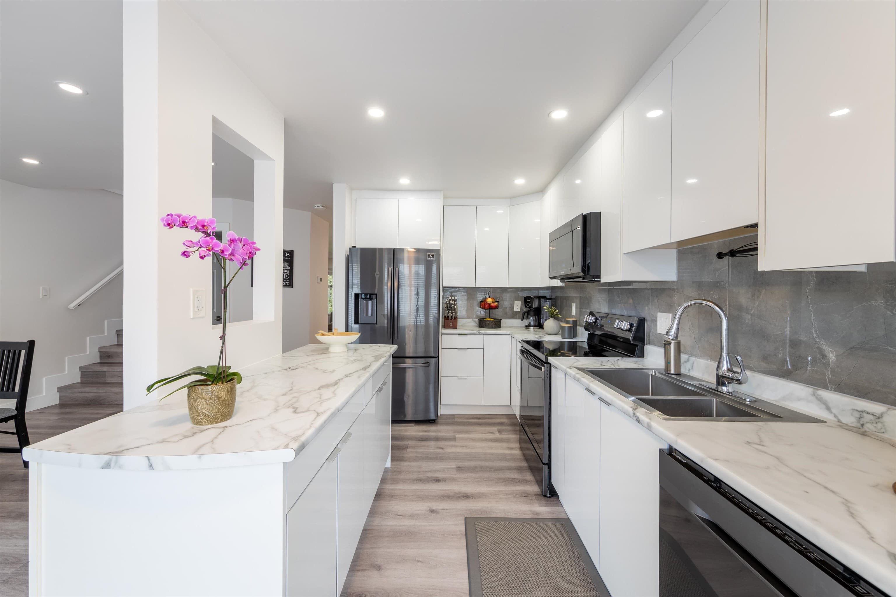 118 - 8060 121a Street, Surrey